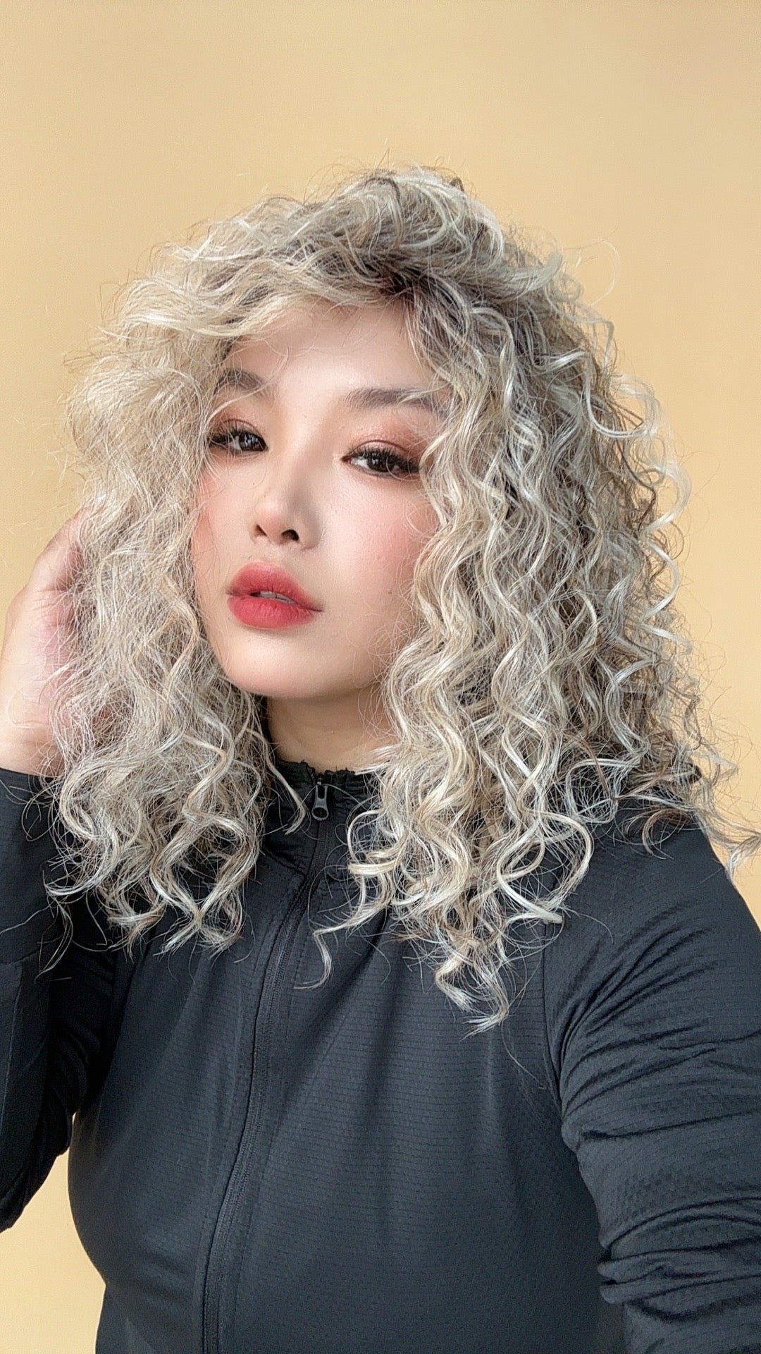 JBEXTENSION 14 Inches Extra Curly Blonde with Brown Highlight Wig Women Fashion Full Machine Wig YVETTE【PLUS PERMATEASE】【BENDY EAR TABS】