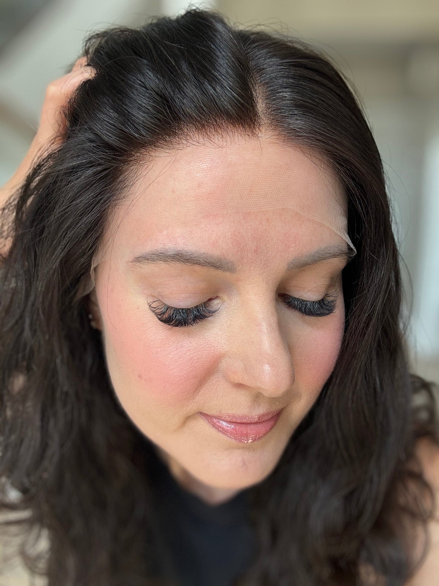 18" Zara Wavy Luxury Cap Lace Top Wig (XS)