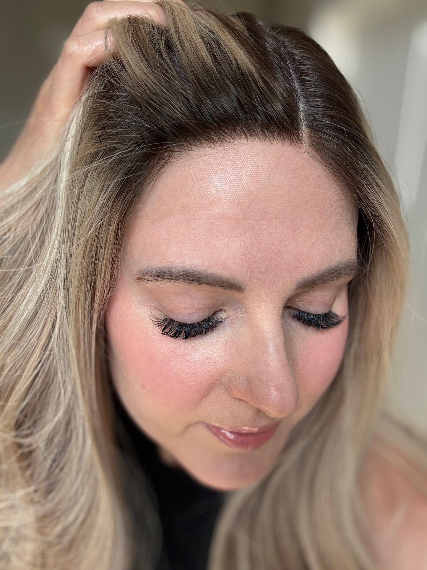 23" Olivia Comfort Cap Silk Top Wig (S)