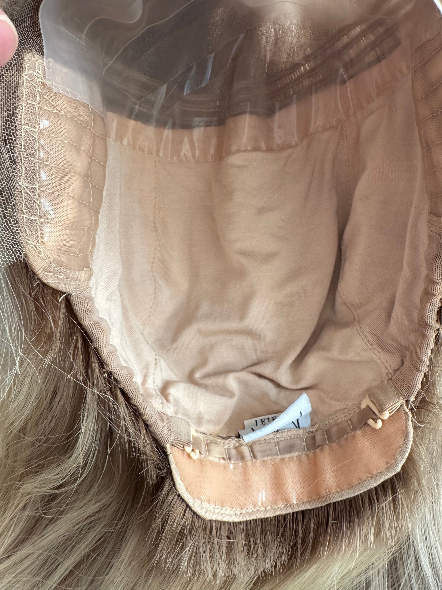 20" Carrie Comfort Cap Lace Top Wig (S)