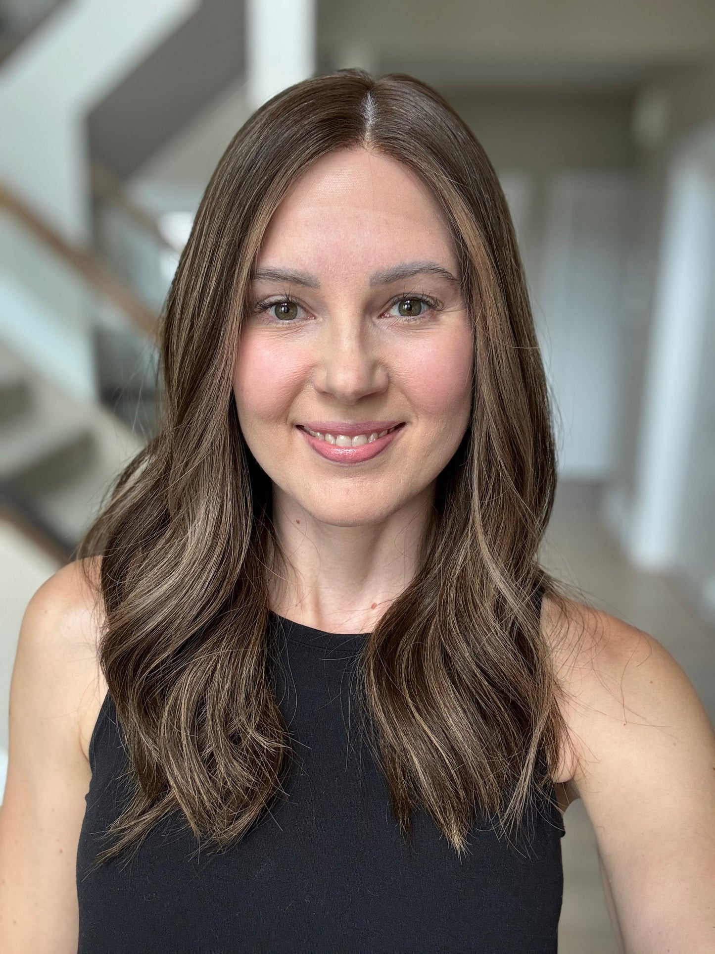 21" Jennifer Comfort Cap Silk Top Wig (M)