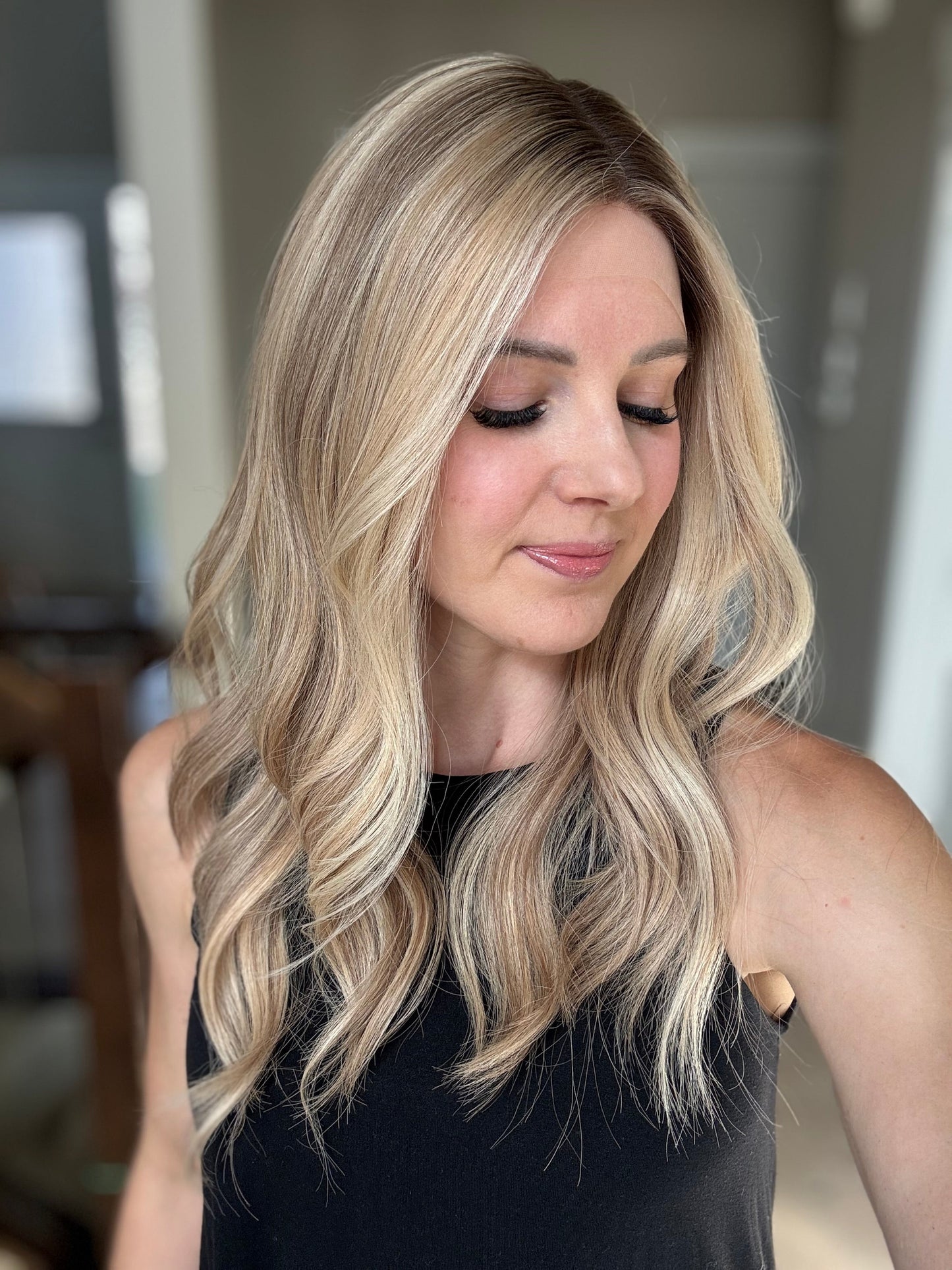 22" Olivia Comfort Cap Lace Top Wig (M)