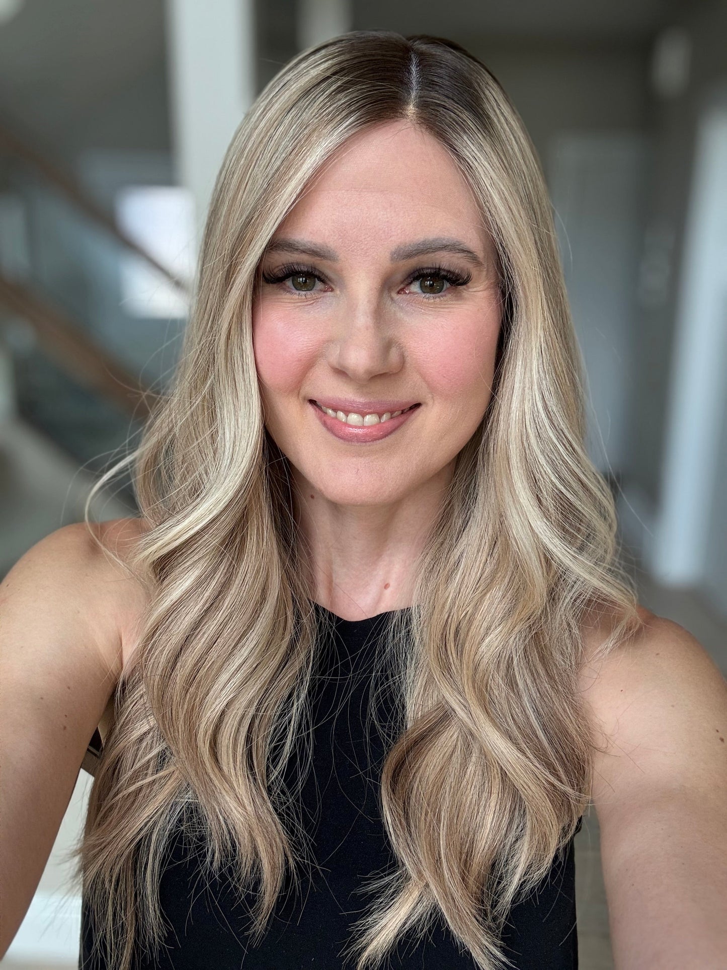 23" Olivia Comfort Cap Silk Top Wig (M)