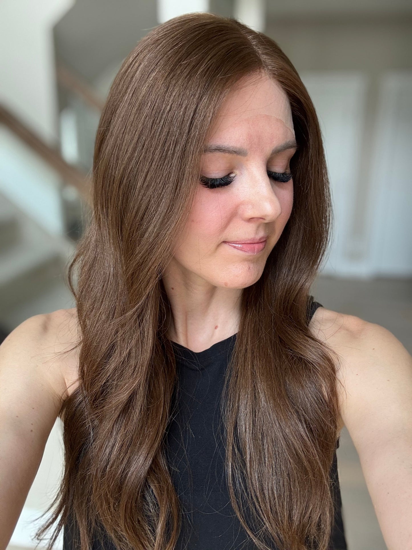 Euro Wig #5: 23" Light-Medium Brown Comfort Cap (M)