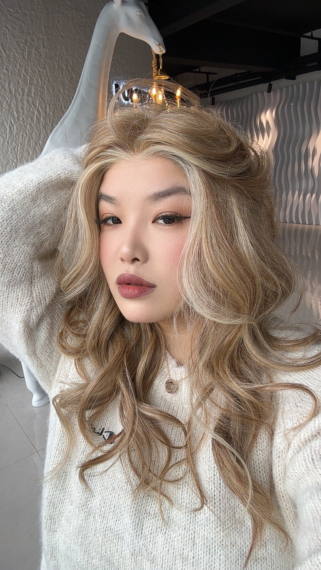 [PRE-ORDER] HOT OF SEASON - CLAIRE MONO RAW SUGAR BLONDE Partial Monofilament Wig 22 Inches Raw Sugar Blonde Partial Mono Lace Glueless Wig CLAIRE MONO RAW SUGAR BLONDE【BENDY EAR TABS】