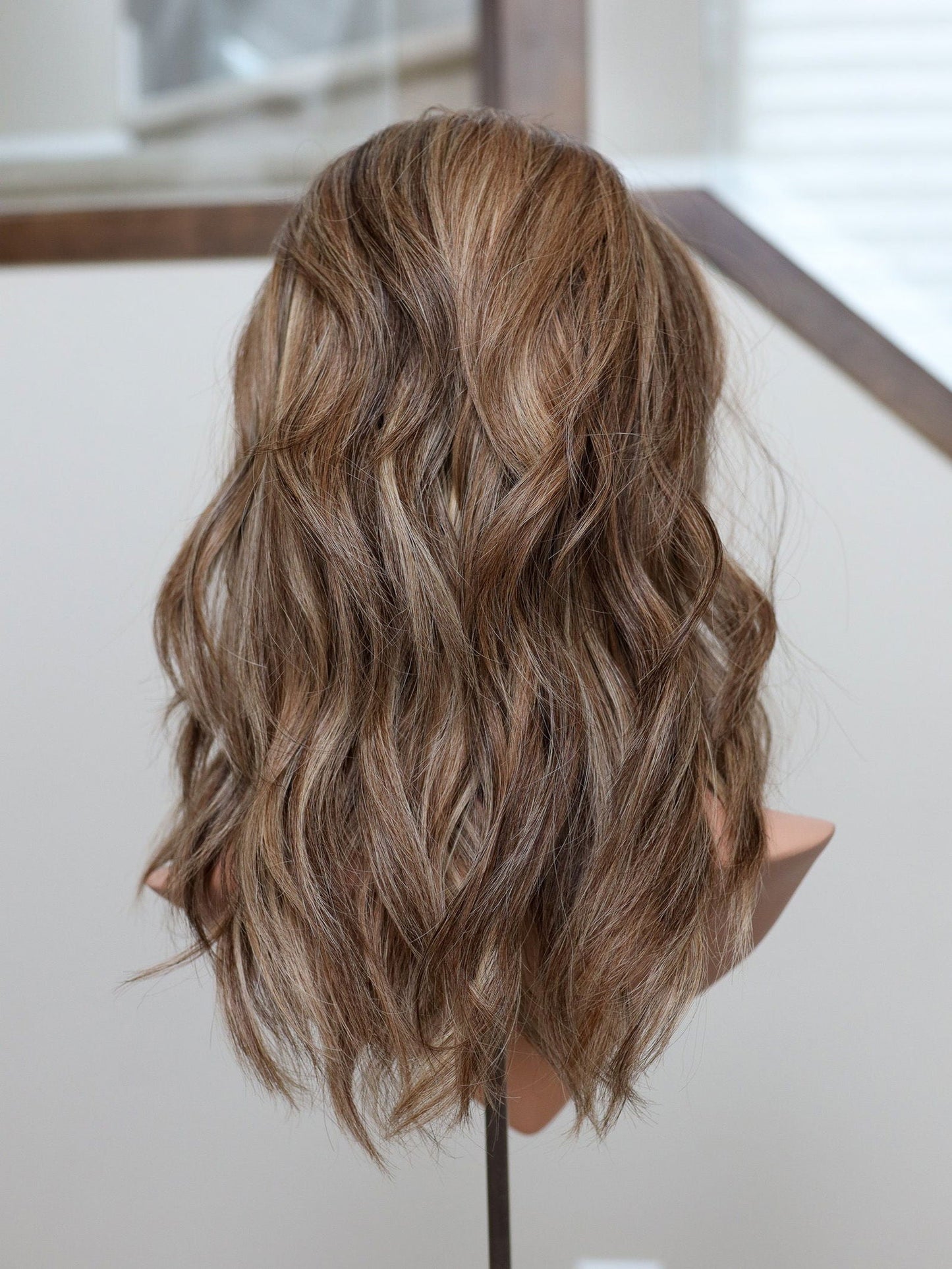 20" Anniston Bandfall Active Wig (S)