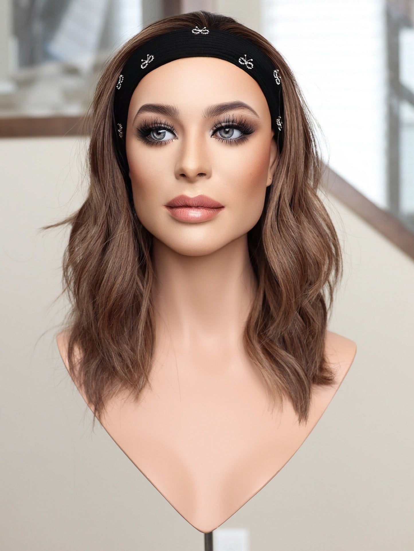 20" Elana Bandfall Active Wig (S)
