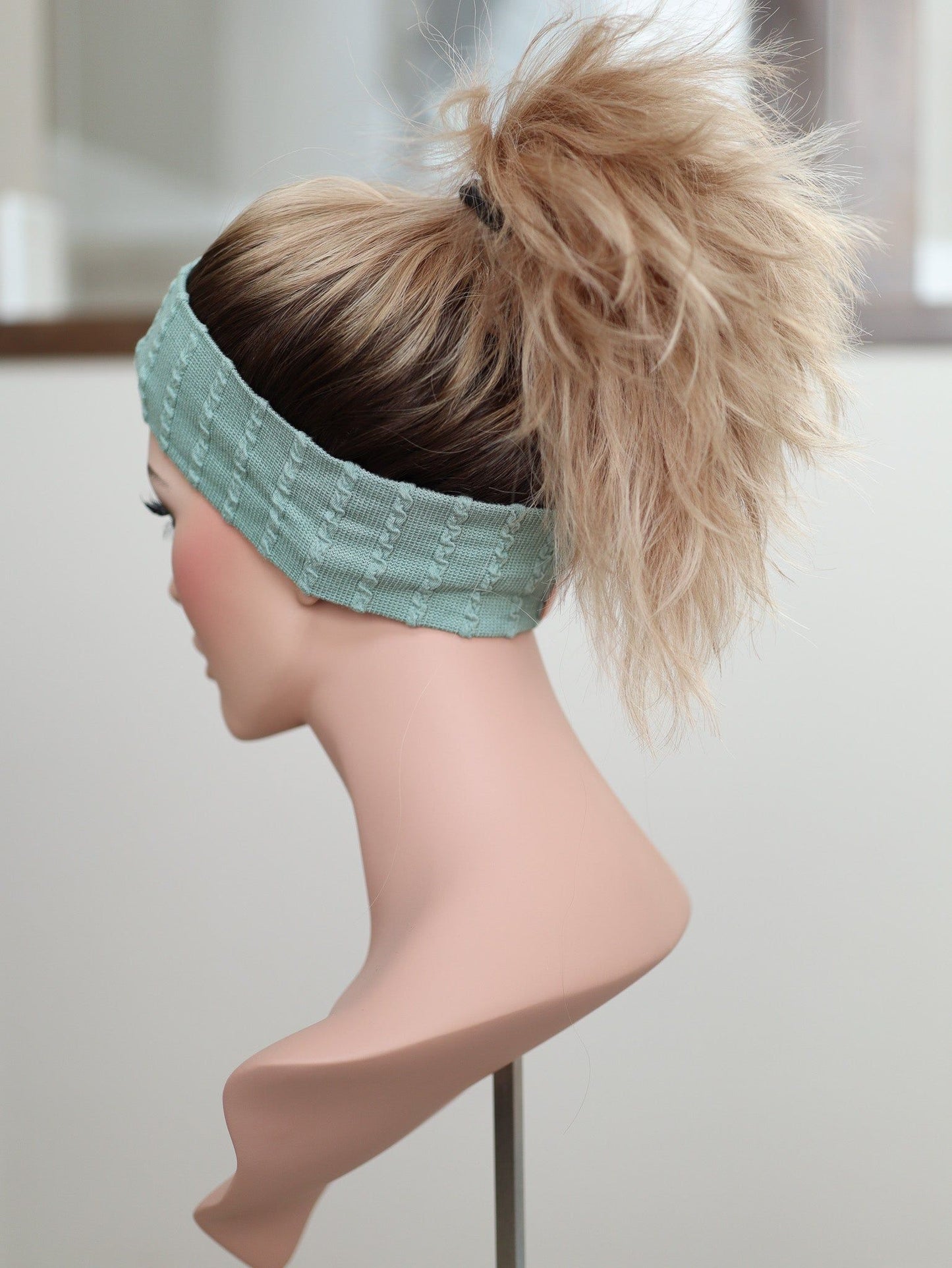 20" Isabella Wavy Active Pony Wig (S)(FINAL SALE)