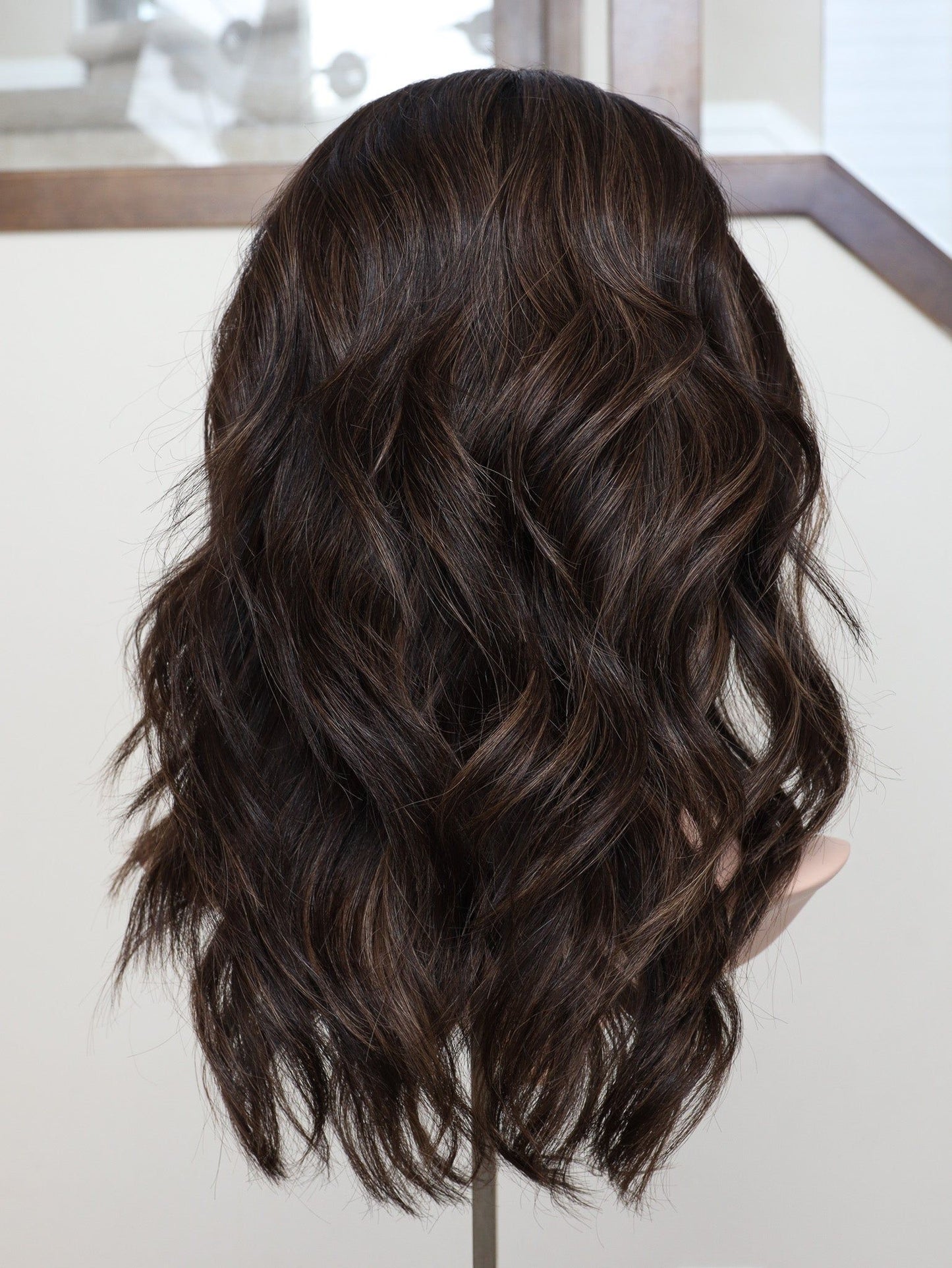 20" Liv Bandfall Active Wig (S)