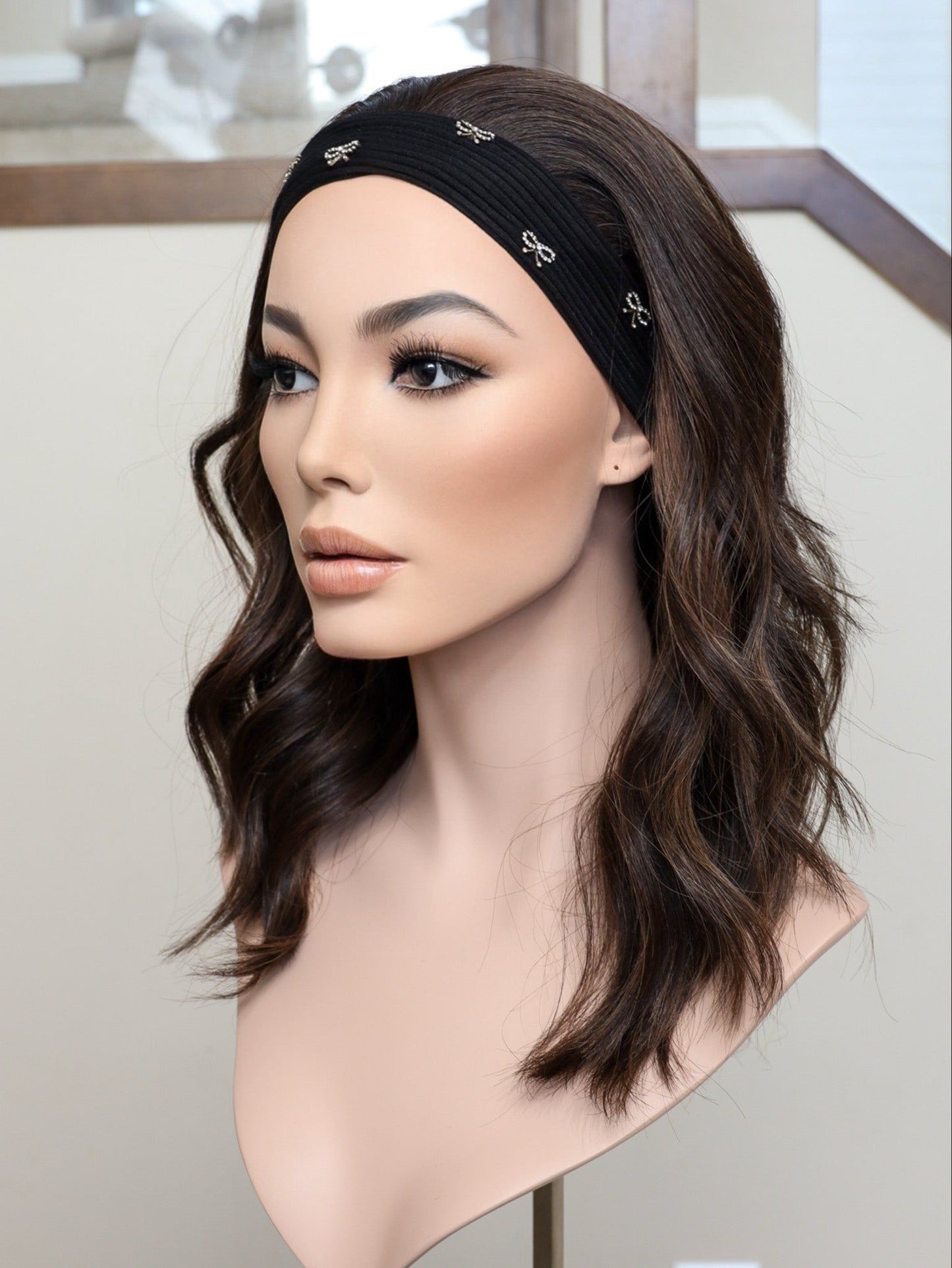20" Liv Bandfall Active Wig (M)