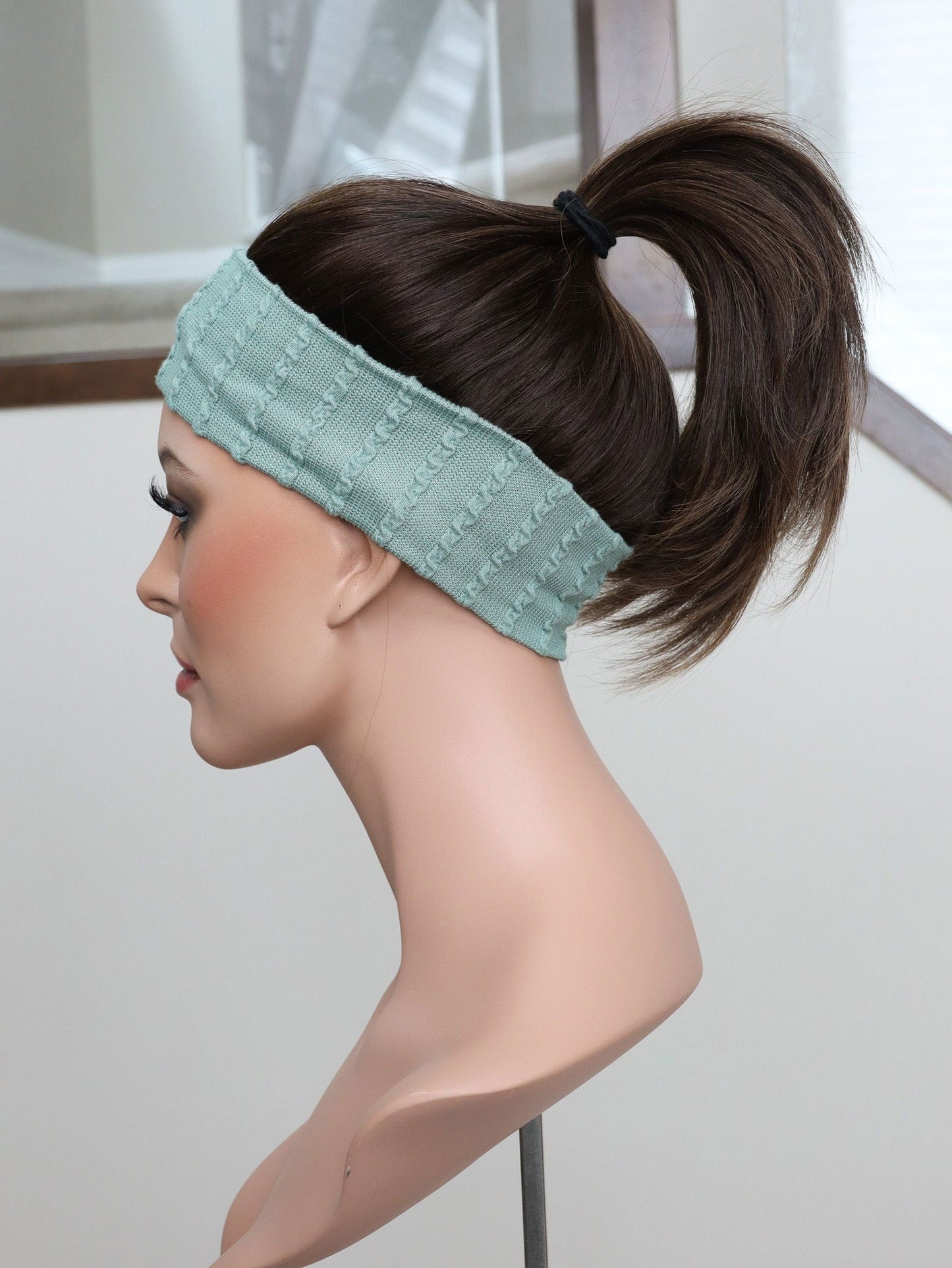 20" Mia Active Pony Wig (S)