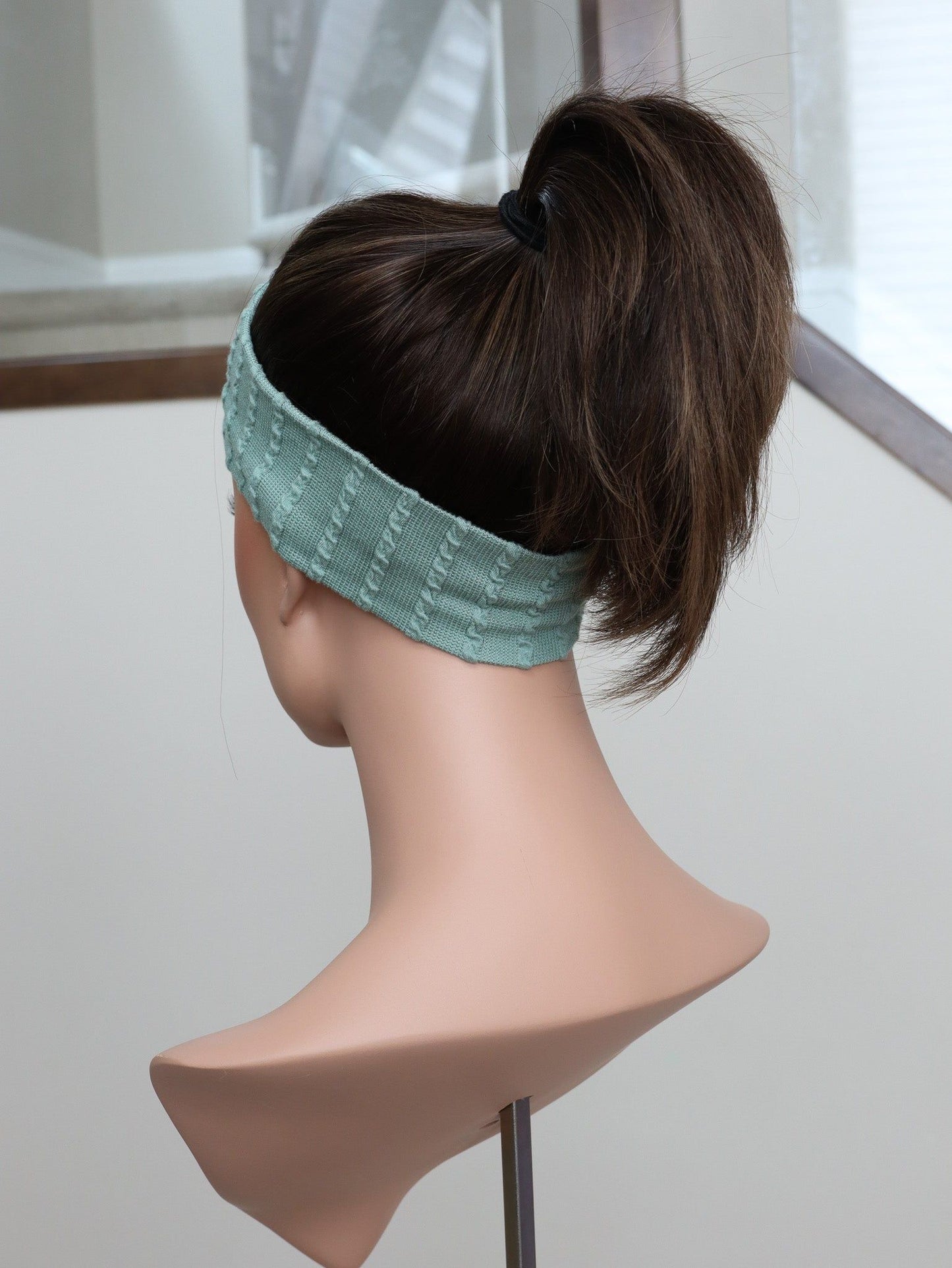 20" Mia Active Pony Wig (S)