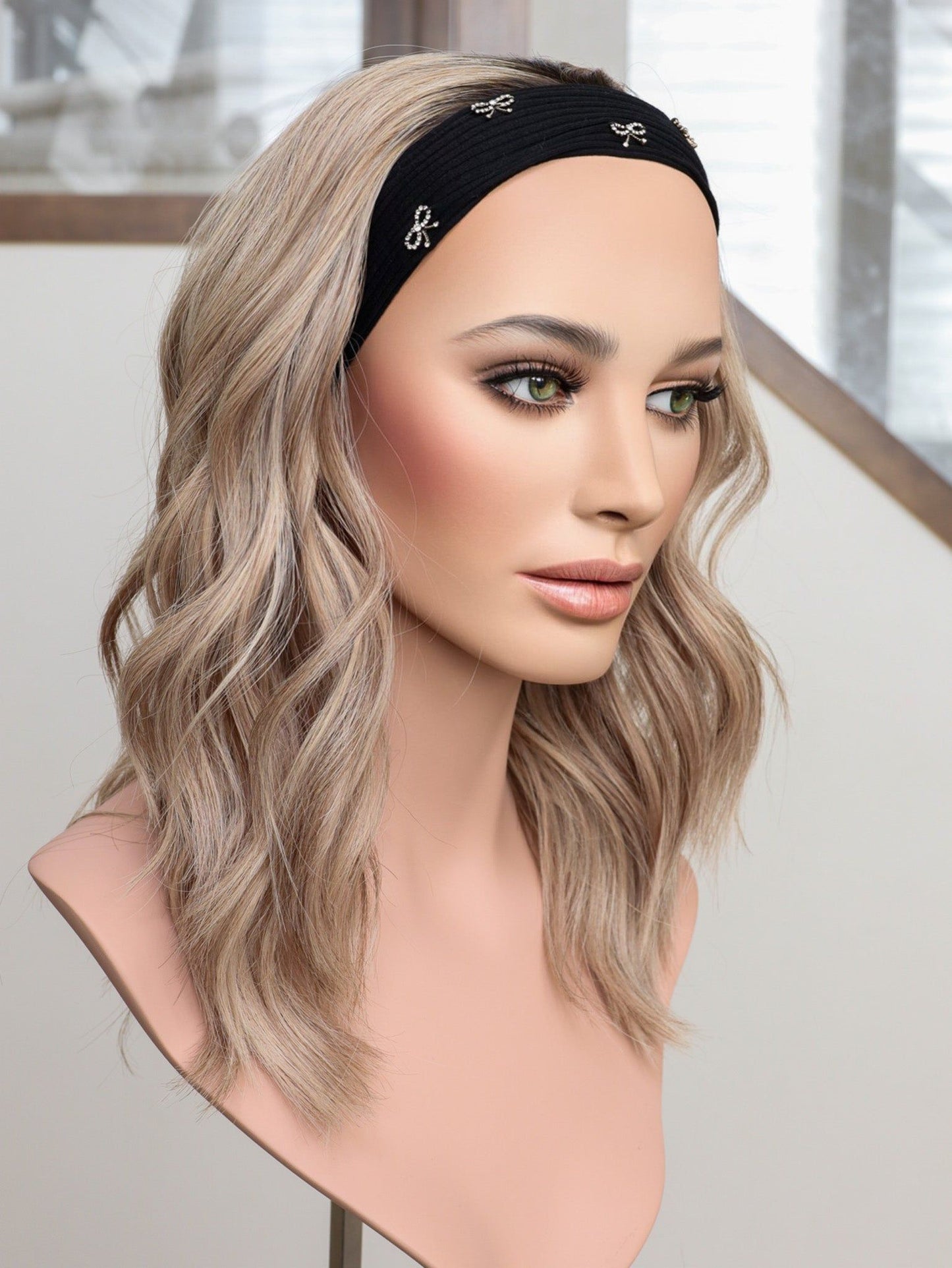 20" Oksana Bandfall Active Wig (M)