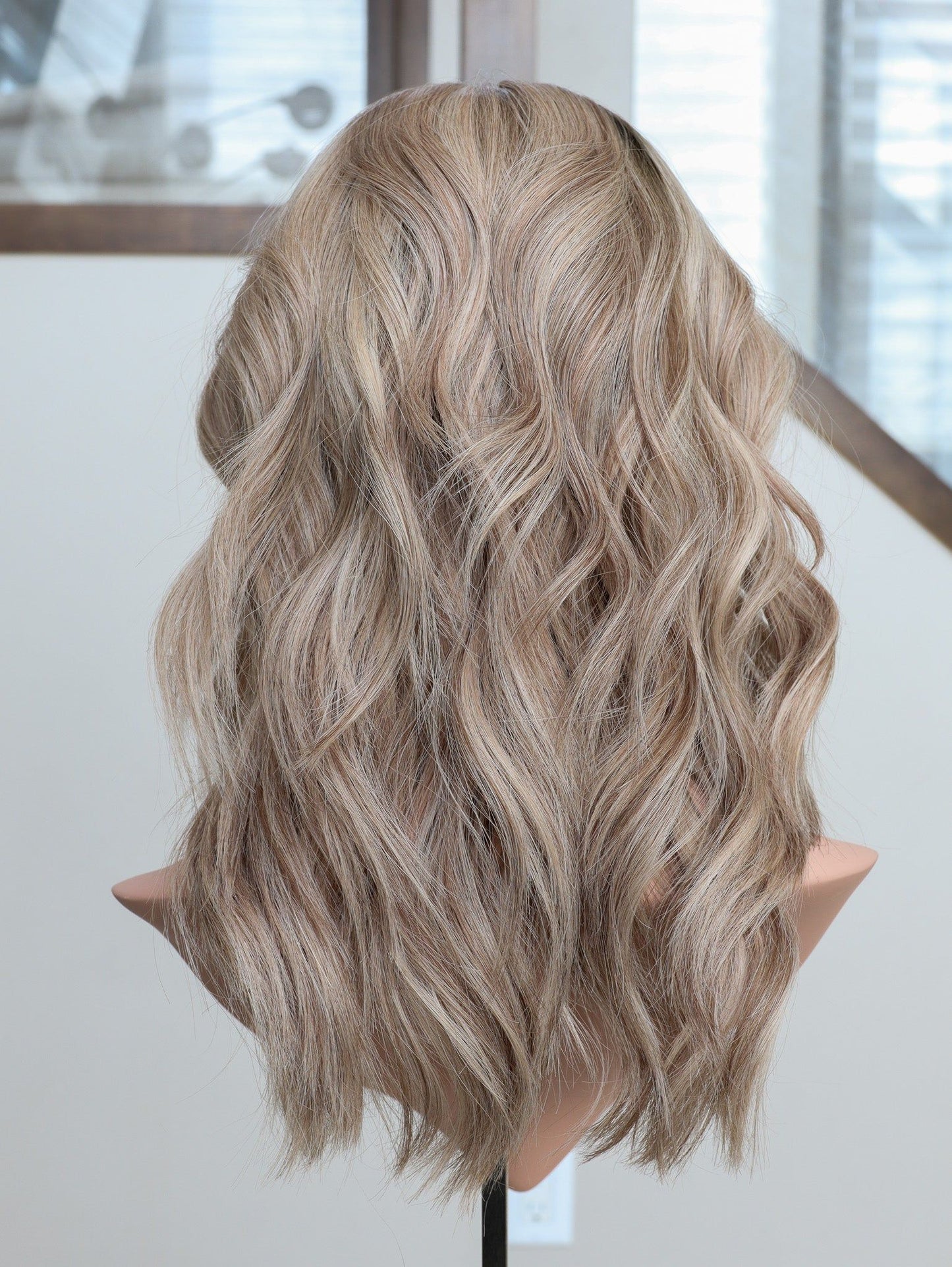 20" Oksana Bandfall Active Wig (M)