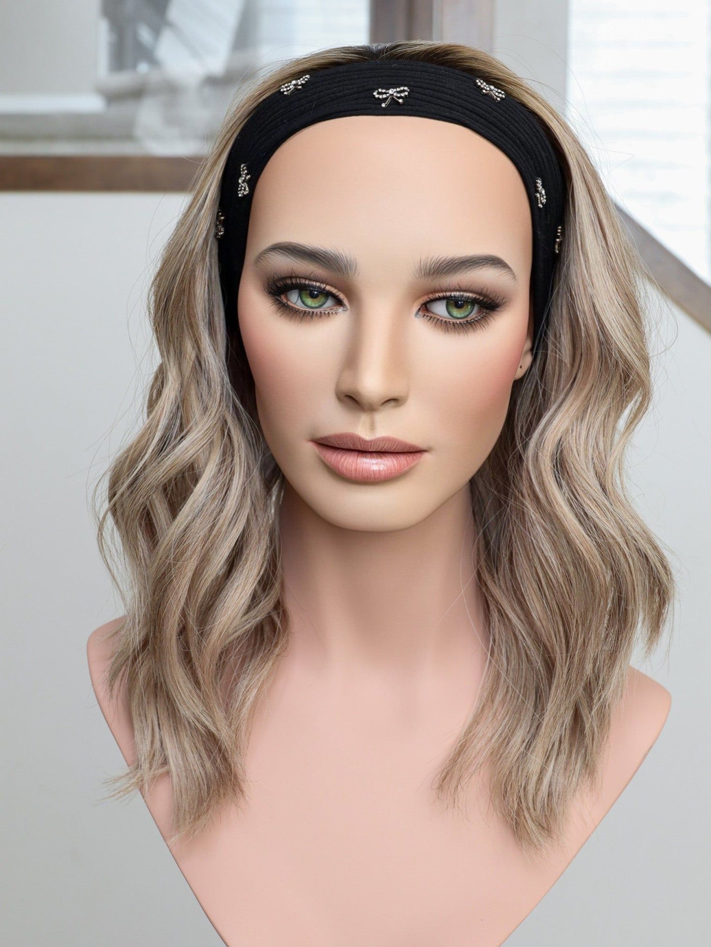 20" Oksana Bandfall Active Wig (S)