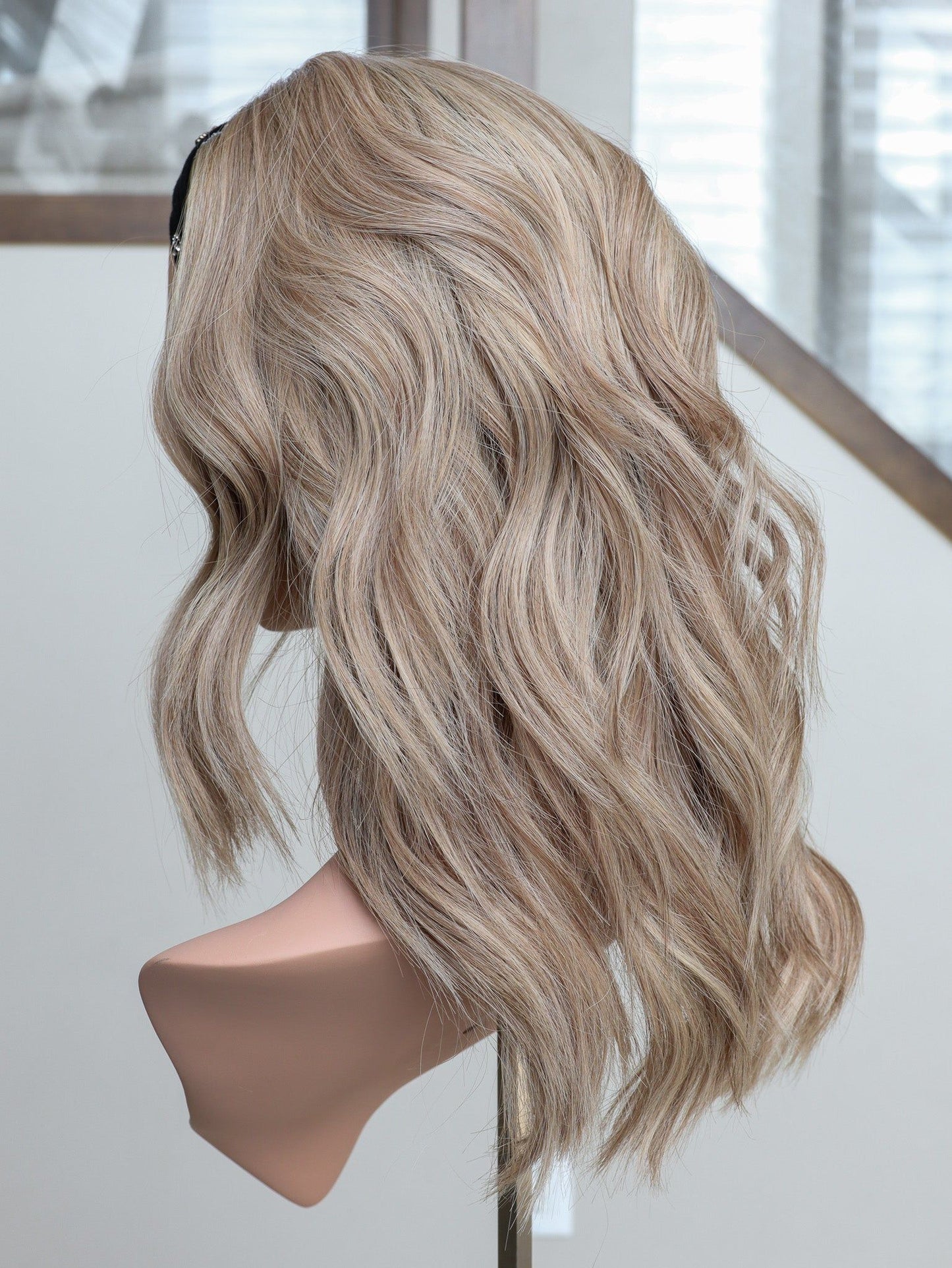 20" Oksana Bandfall Active Wig (S)