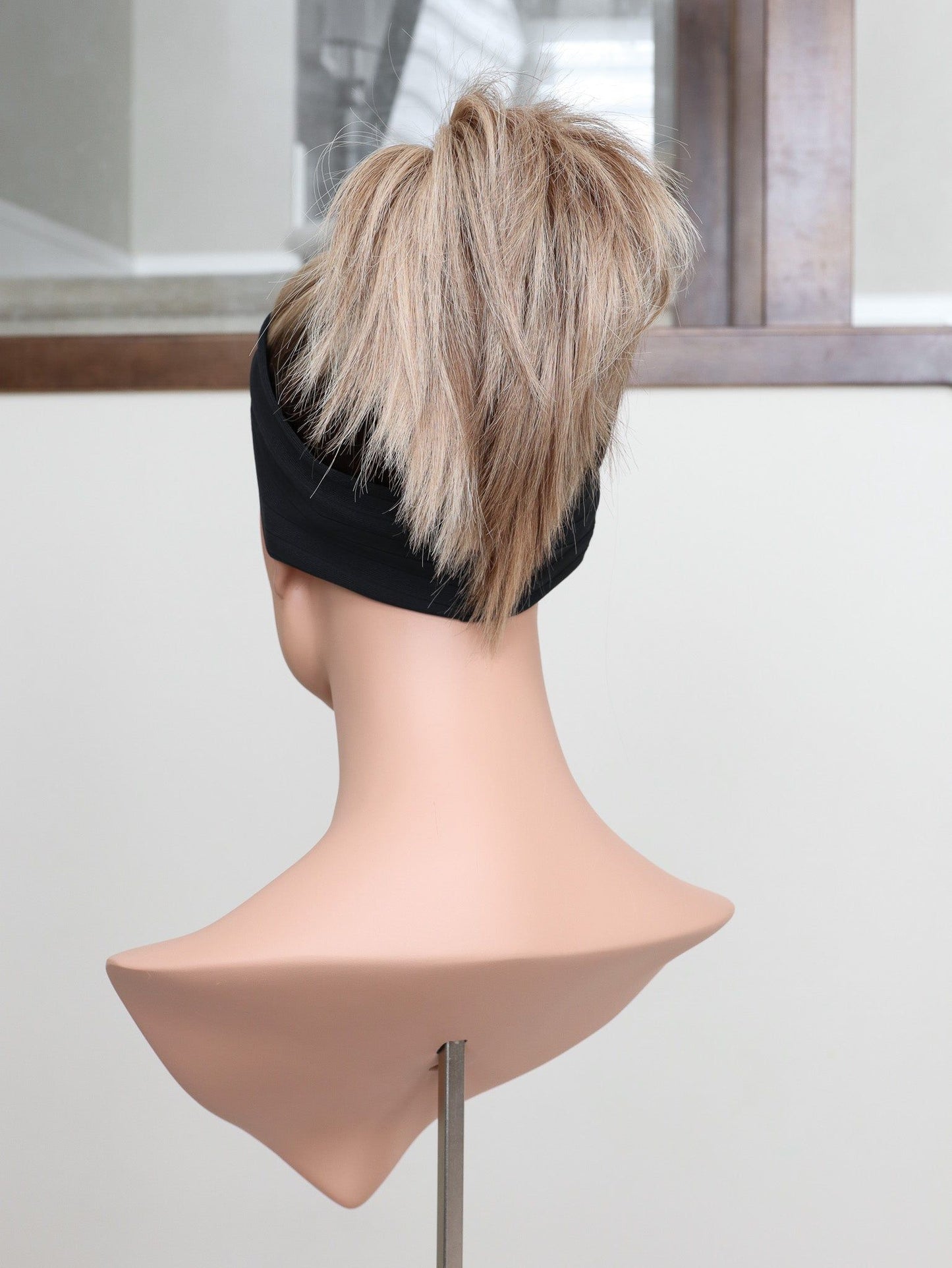 20" Olivia Active Pony Wig (S)