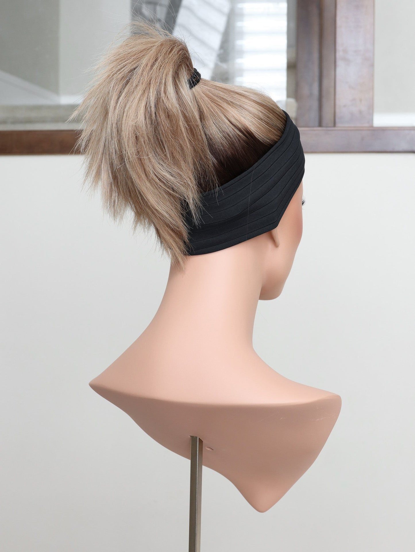 20" Olivia Active Pony Wig (S)