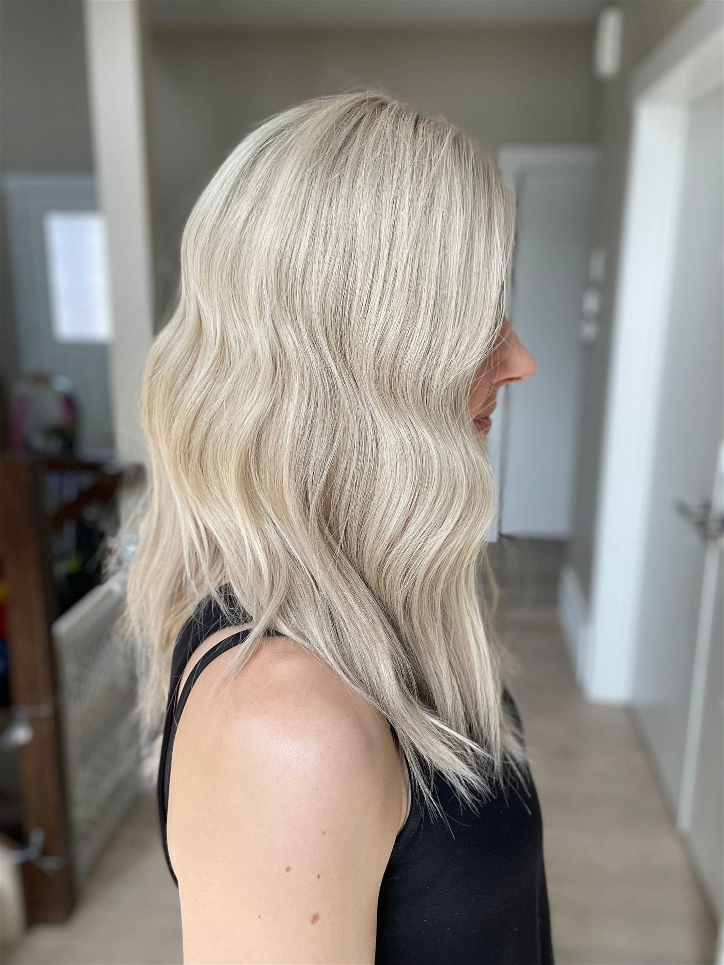 21" F08 Tori Luxury Cap Lace Top Wig (M)