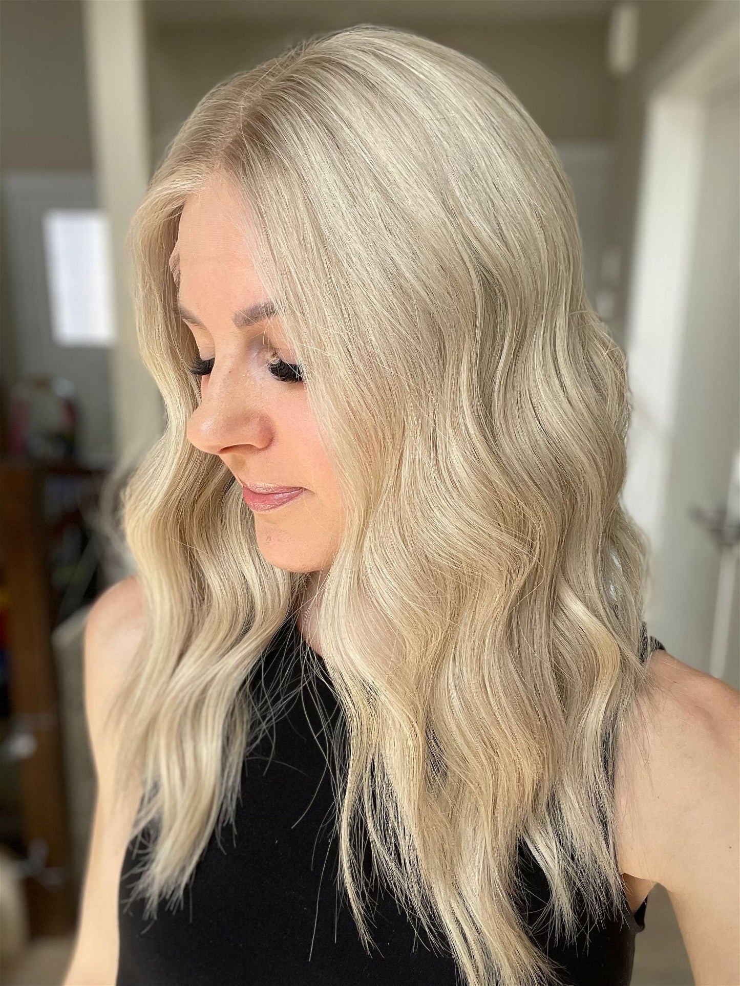 21" F08 Tori Luxury Cap Lace Top Wig (M)