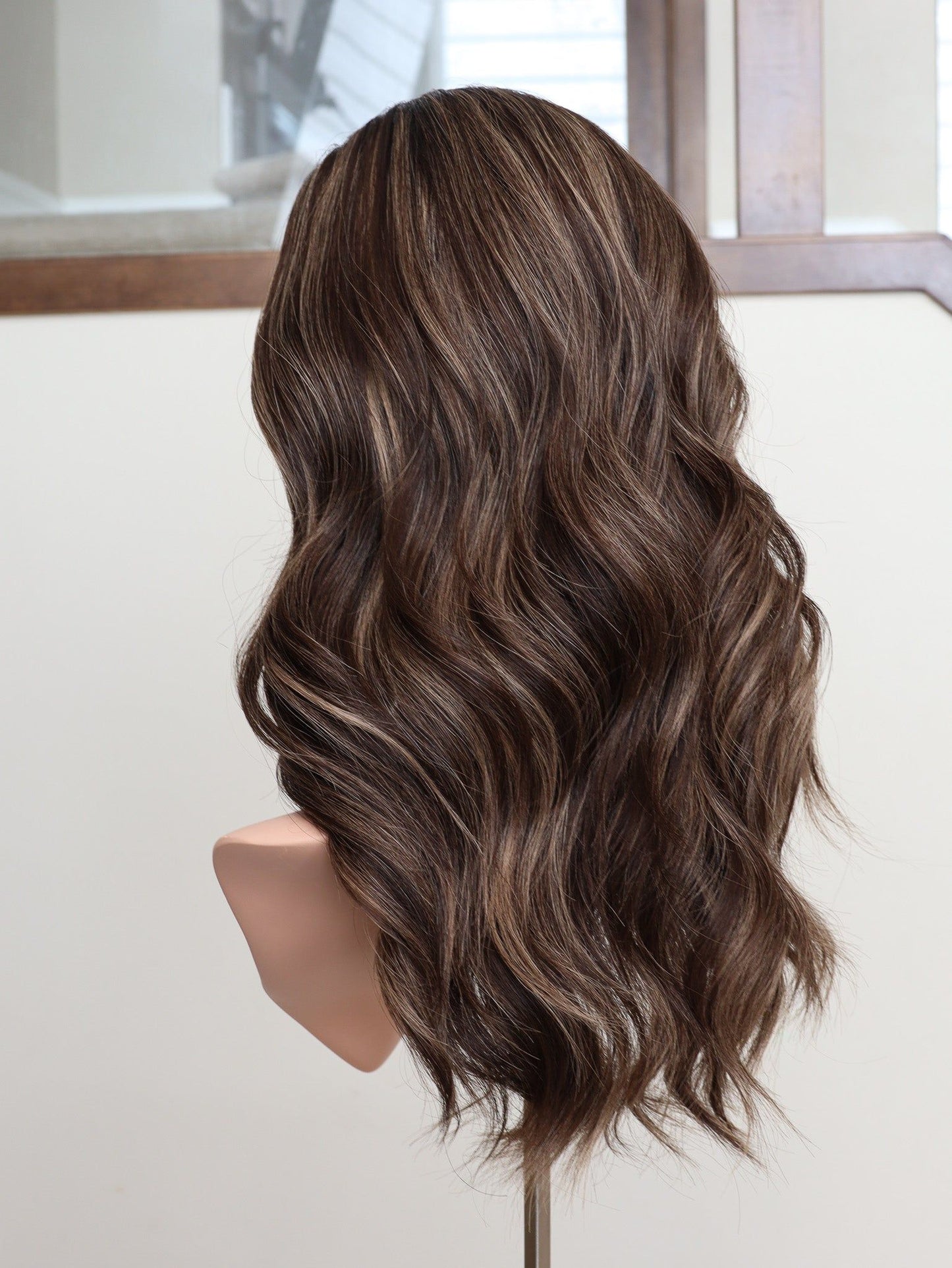 22" Flavia Bandfall Active Wig (S)