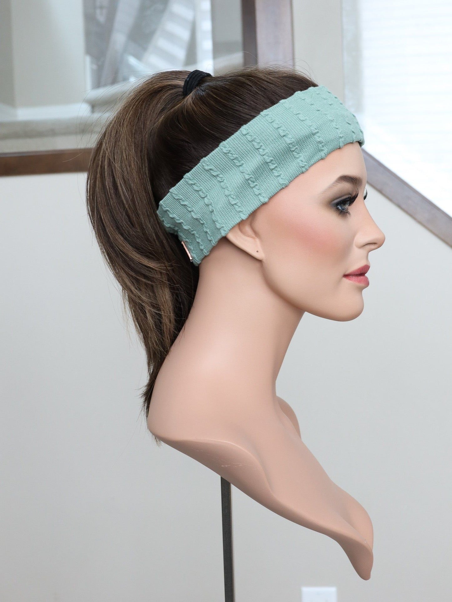 22" Gabriella Active Pony Wig (S)