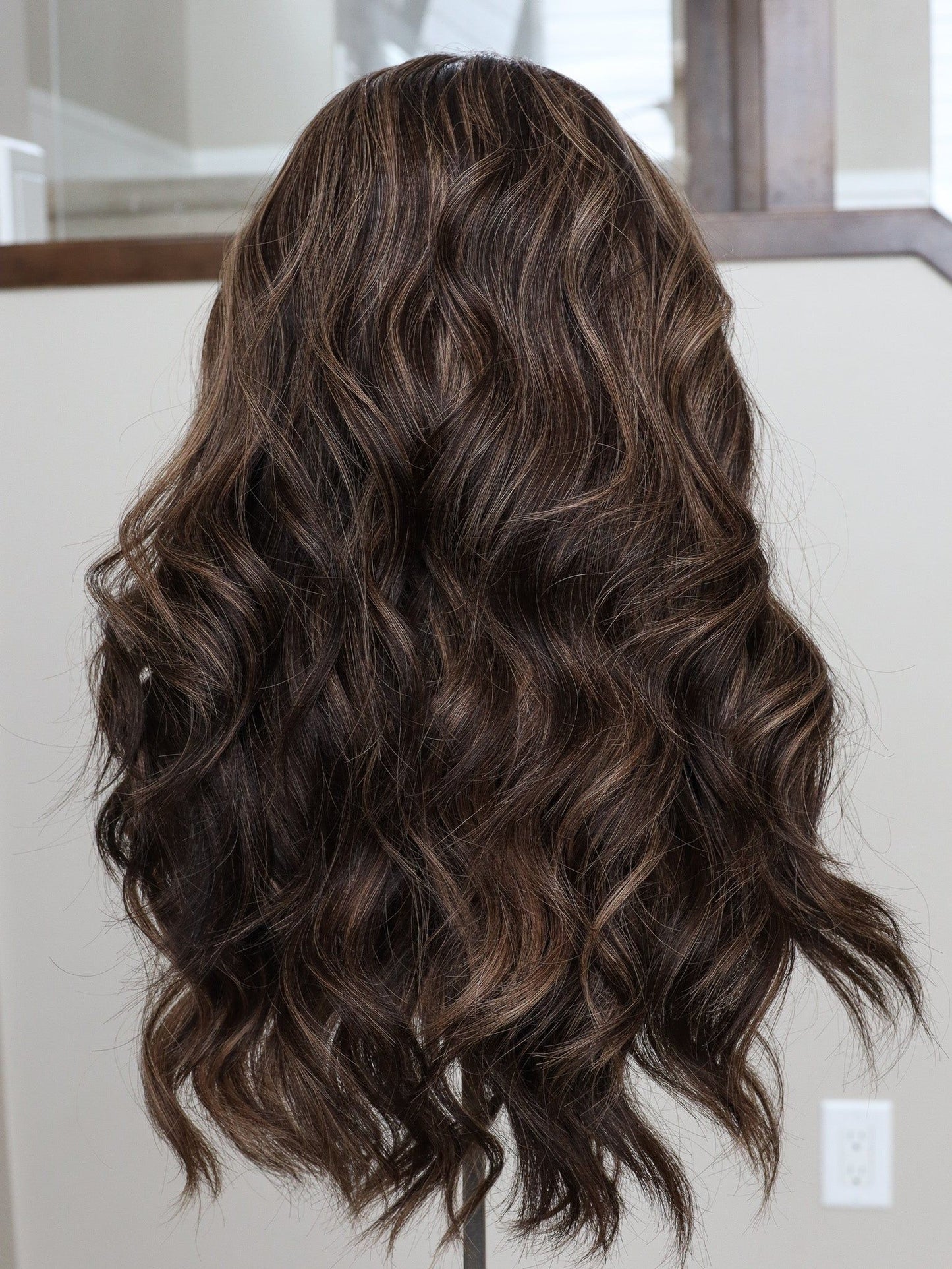 22" Jennifer Bandfall Active Wig (S)