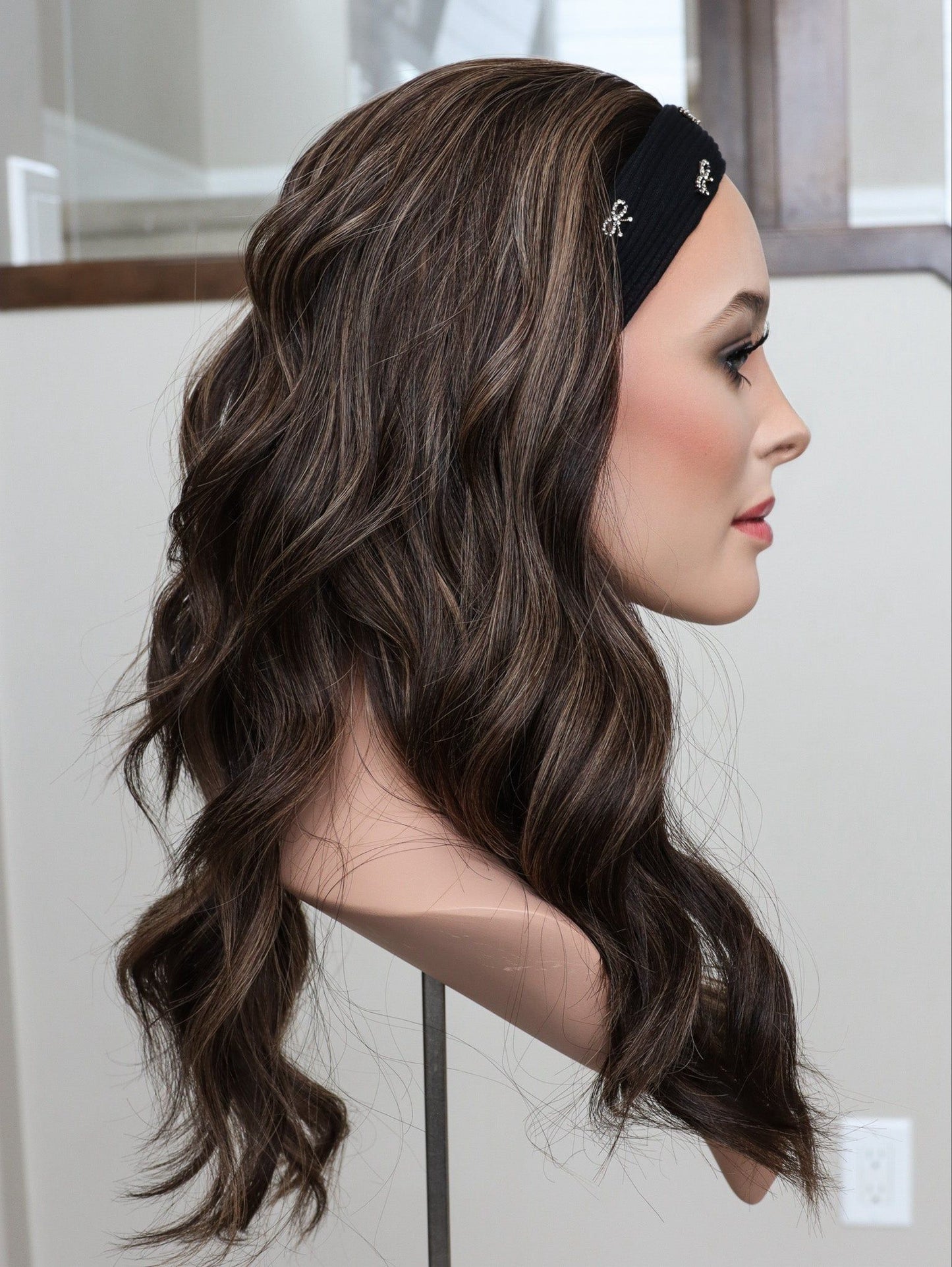 22" Jennifer Bandfall Active Wig (S)