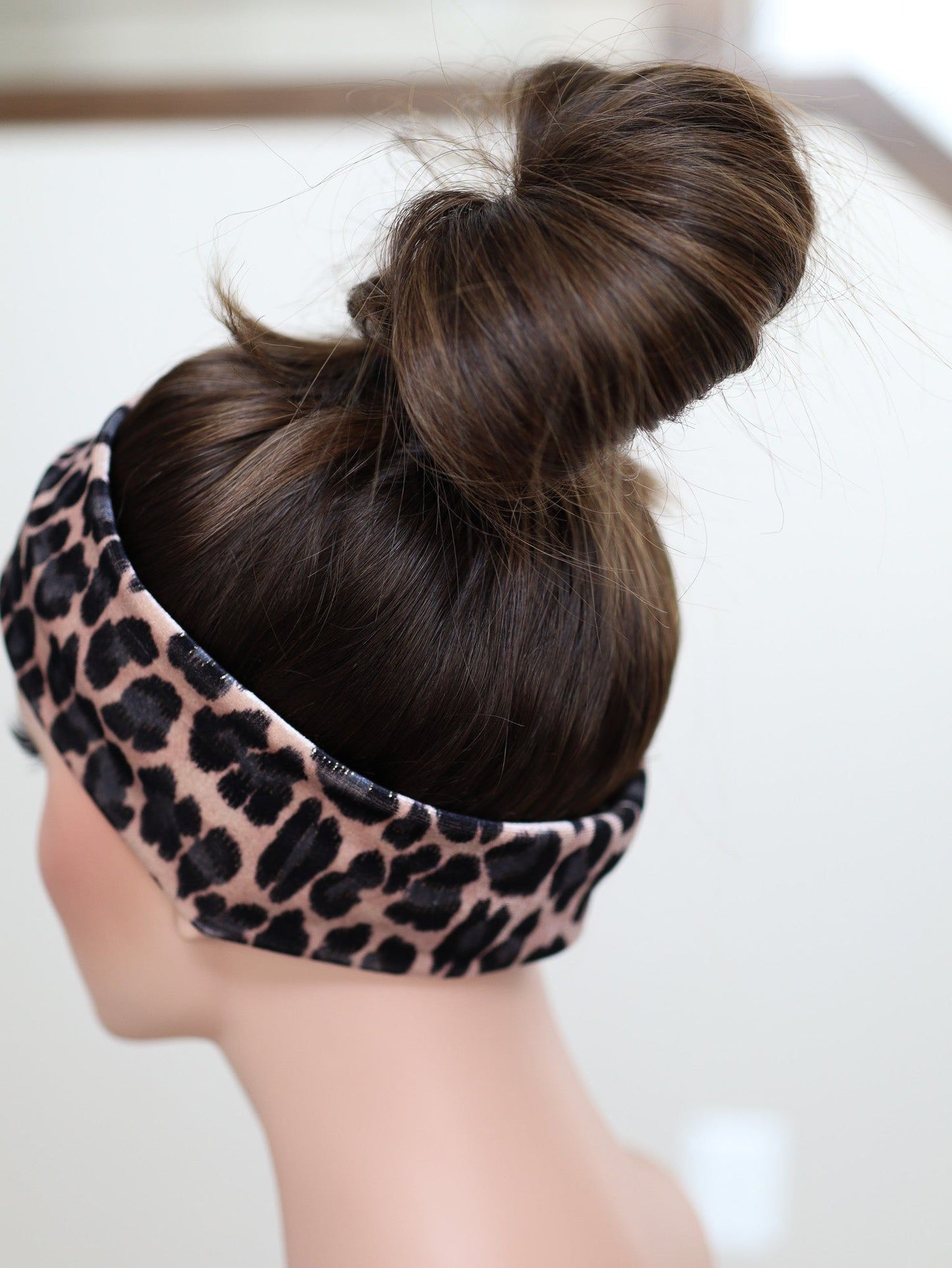 22" Mia Active Pony Wig (S)