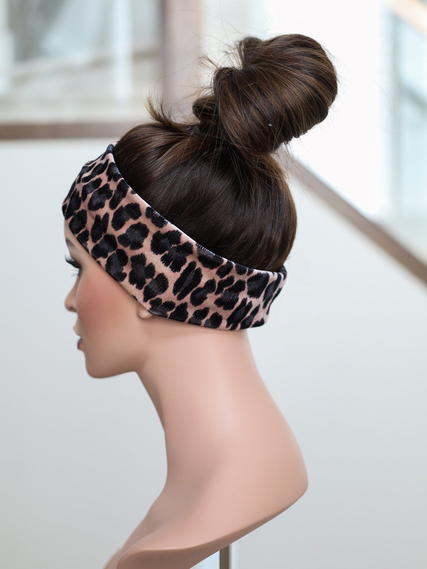 22" Mia Active Pony Wig (S)