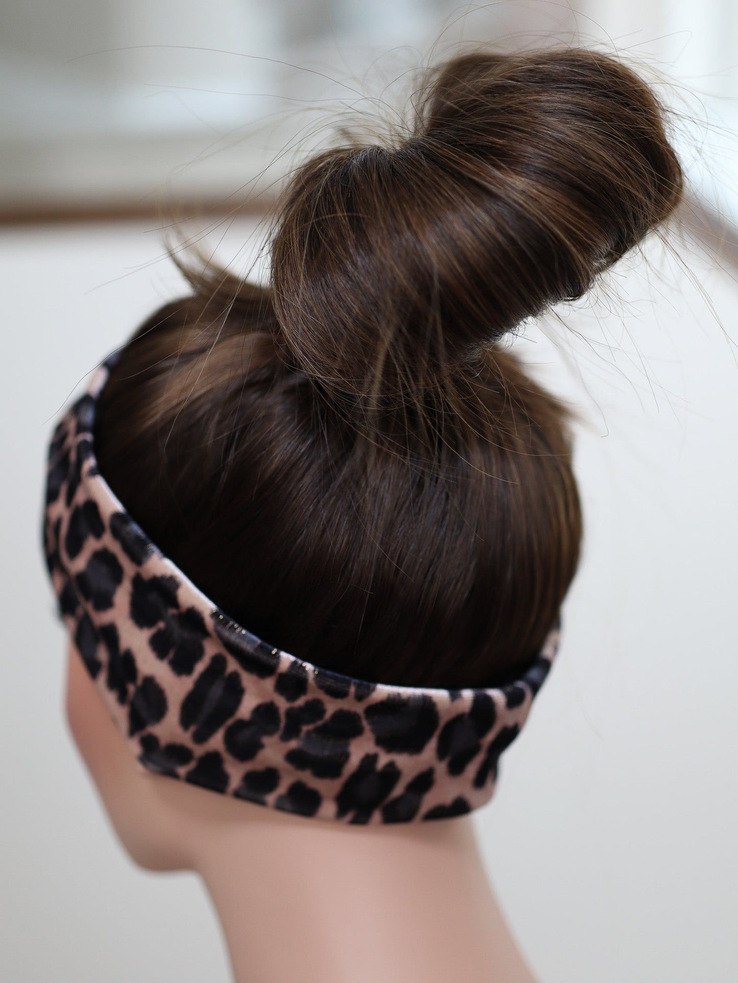 22" Mia Active Pony Wig (S)