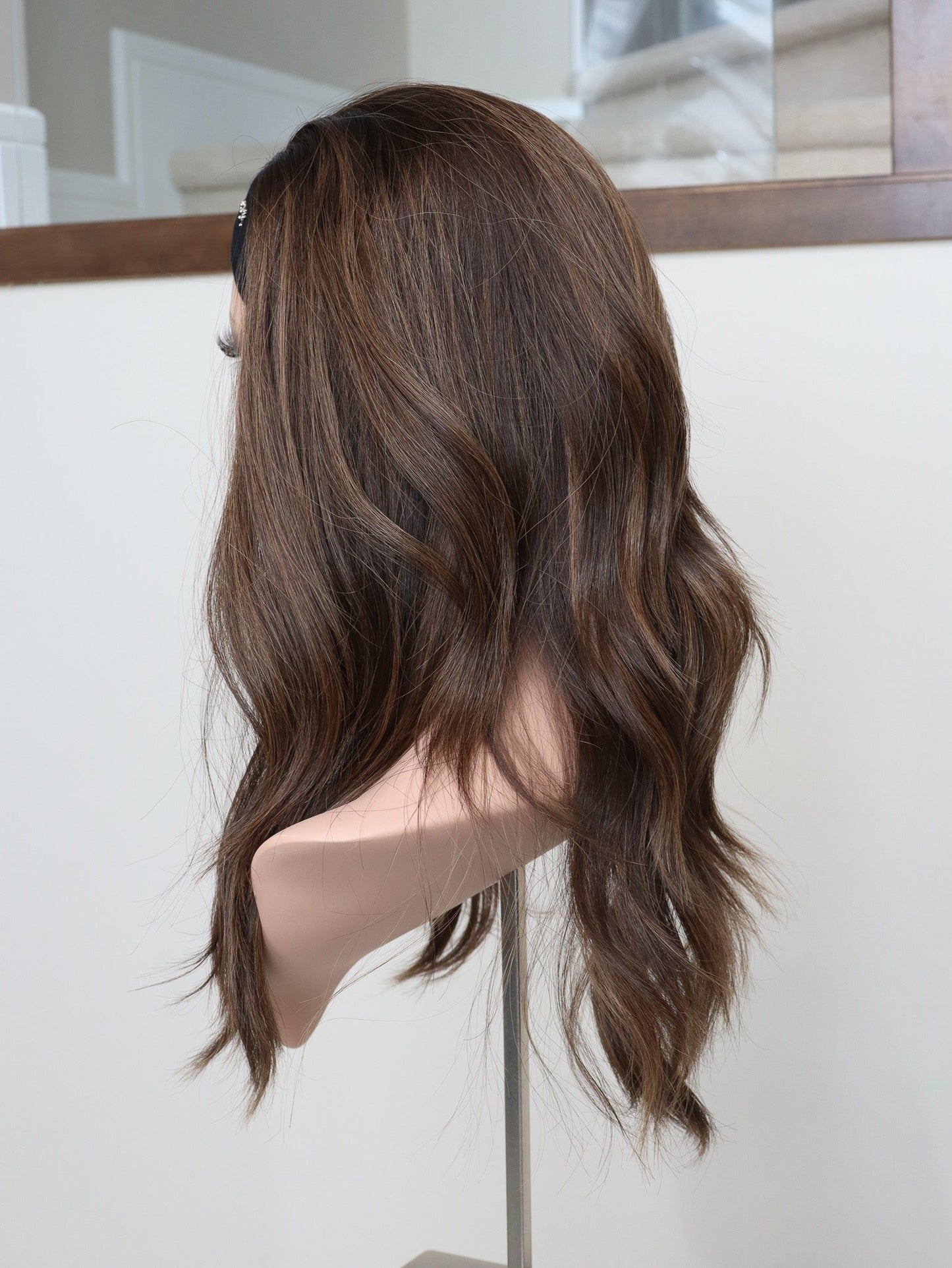 22" Mia Bandfall Active Wig (M)