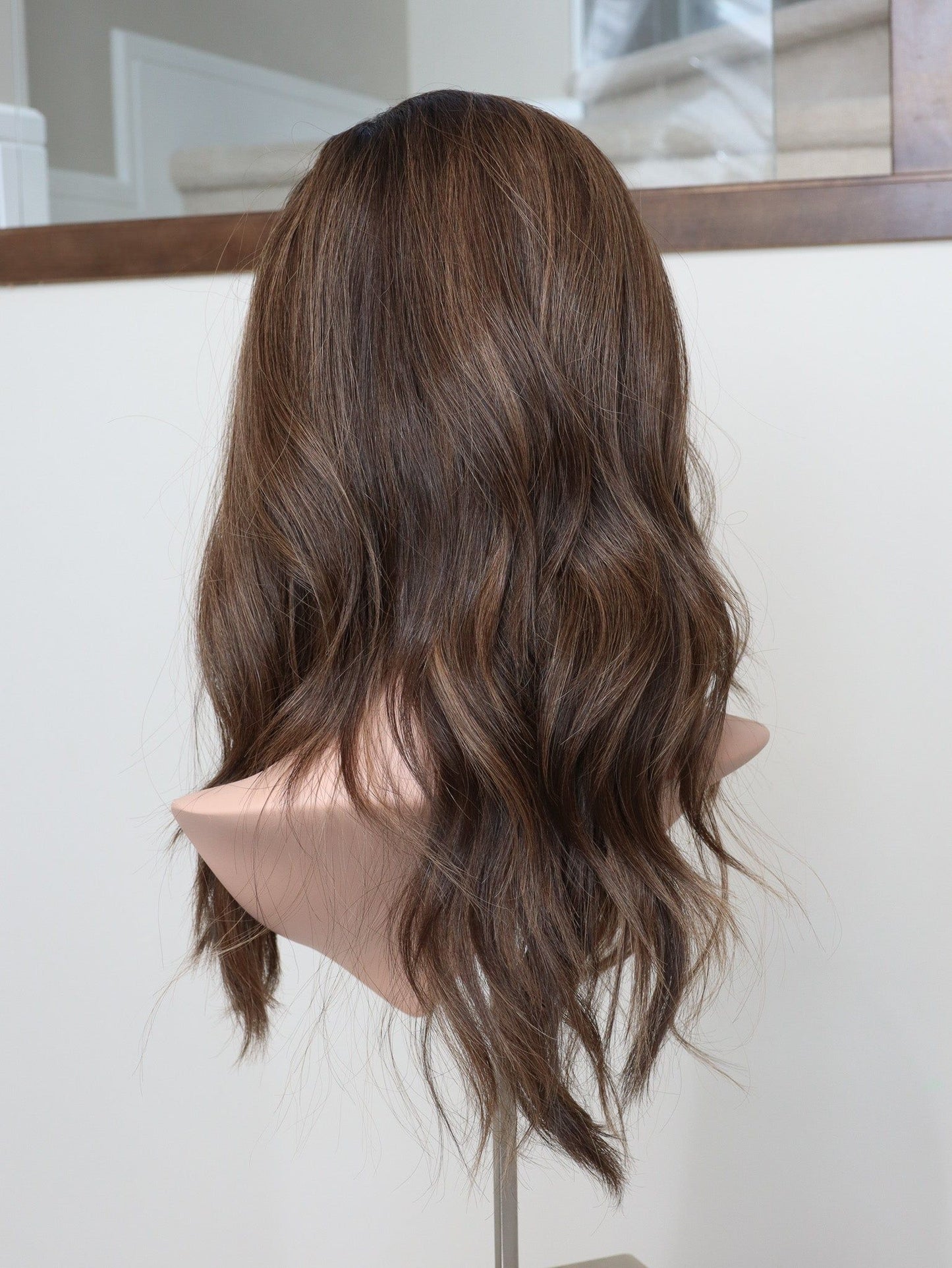 22" Mia Bandfall Active Wig (M)