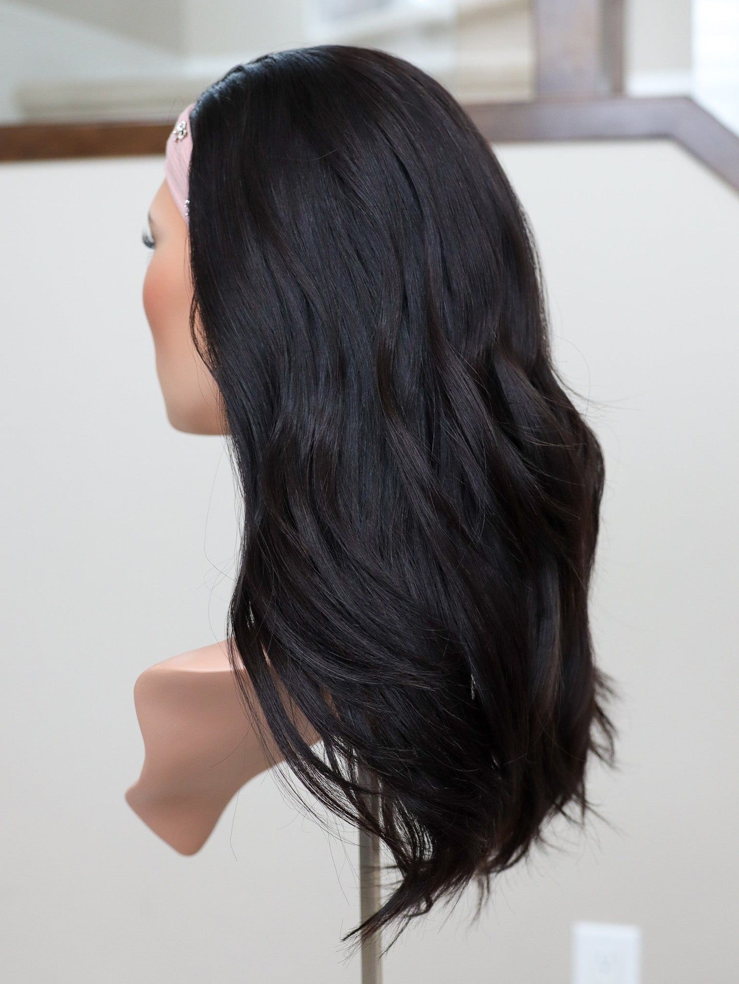 22" Natural Black Bandfall Active Wig (S)