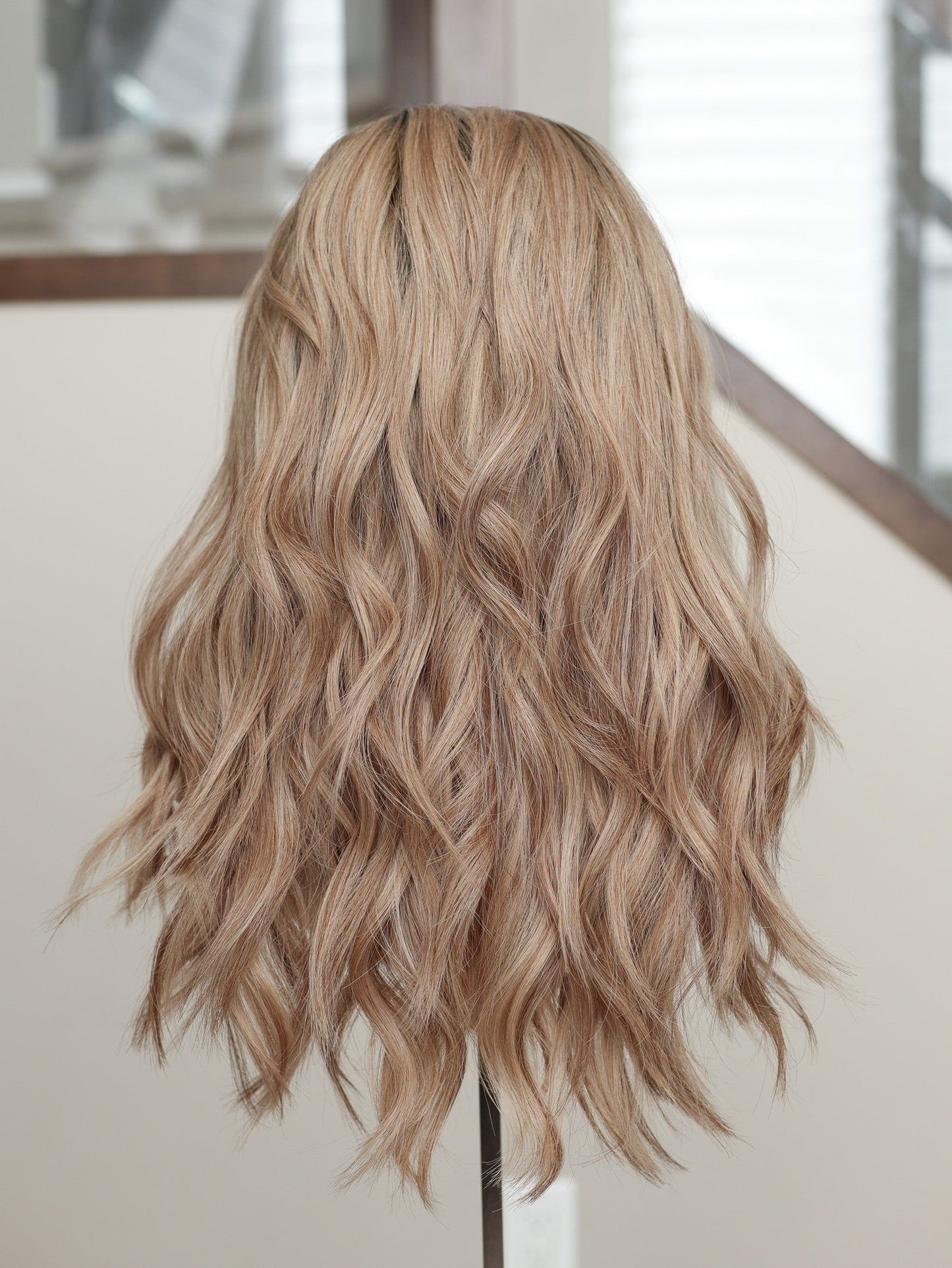 22" Olivia Bandfall Active Wig (M)