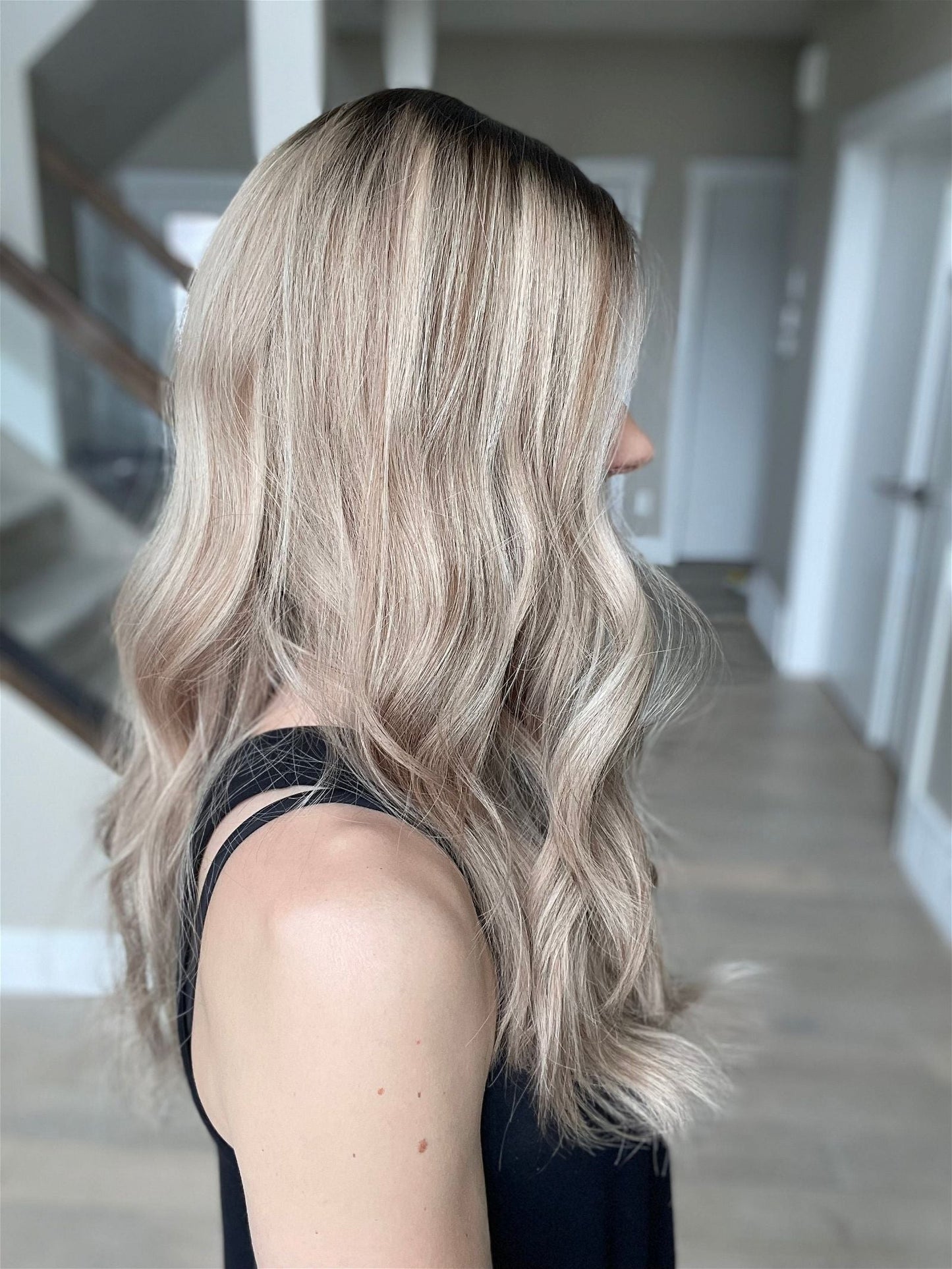 23" Olivia Comfort Cap Silk Top Wig (M)