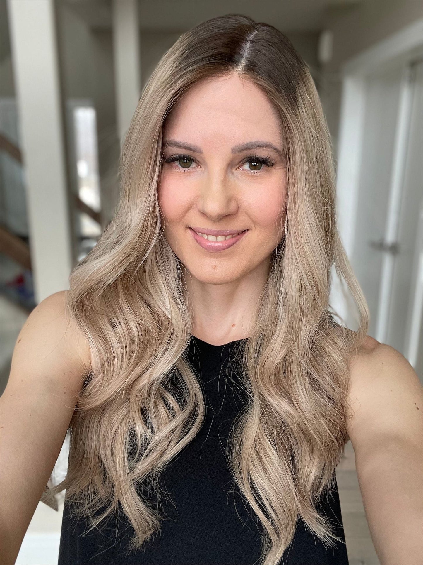 23" Olivia Comfort Cap Silk Top Wig (M)