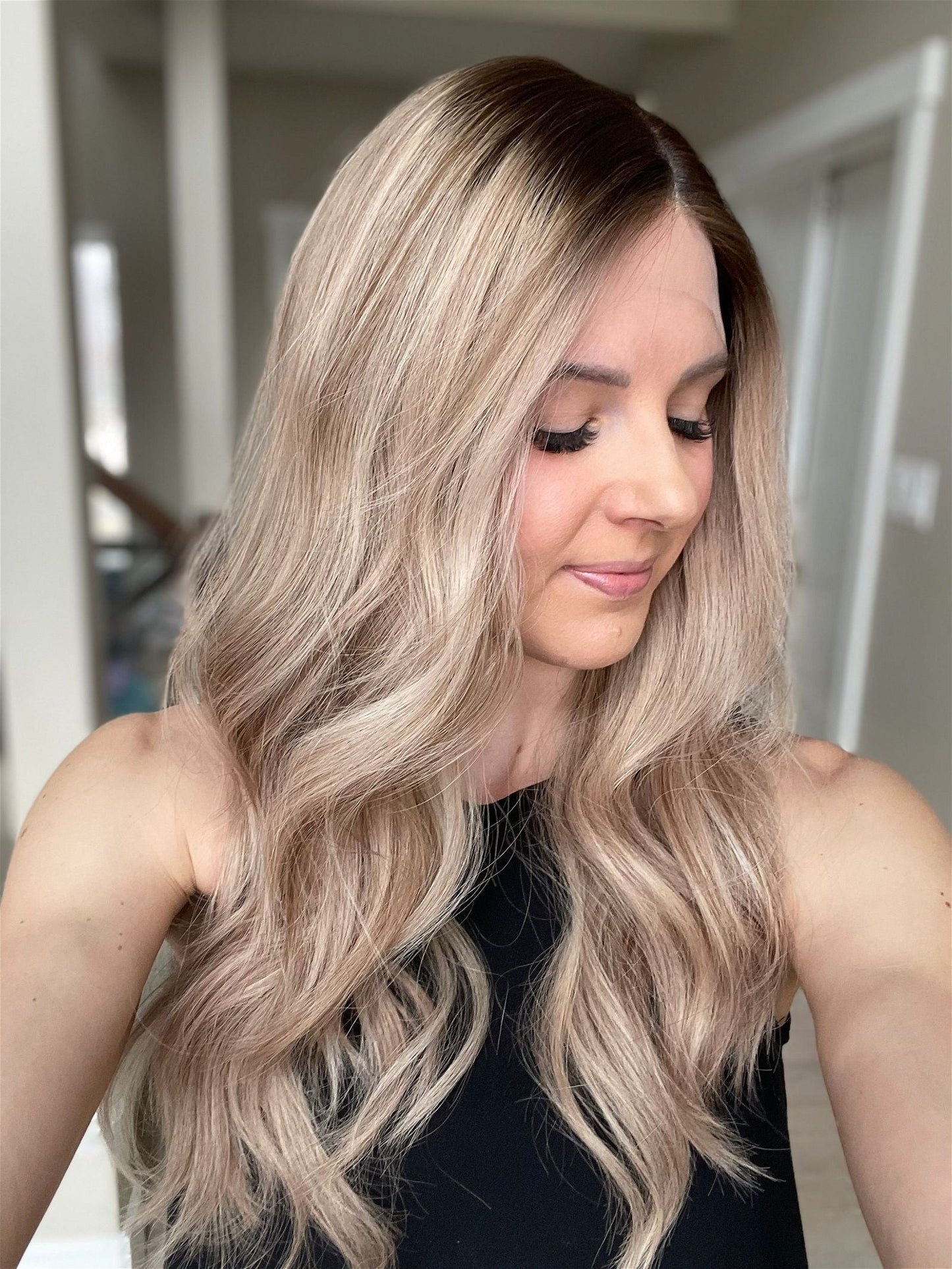 23" Olivia Comfort Cap Silk Top Wig (M)