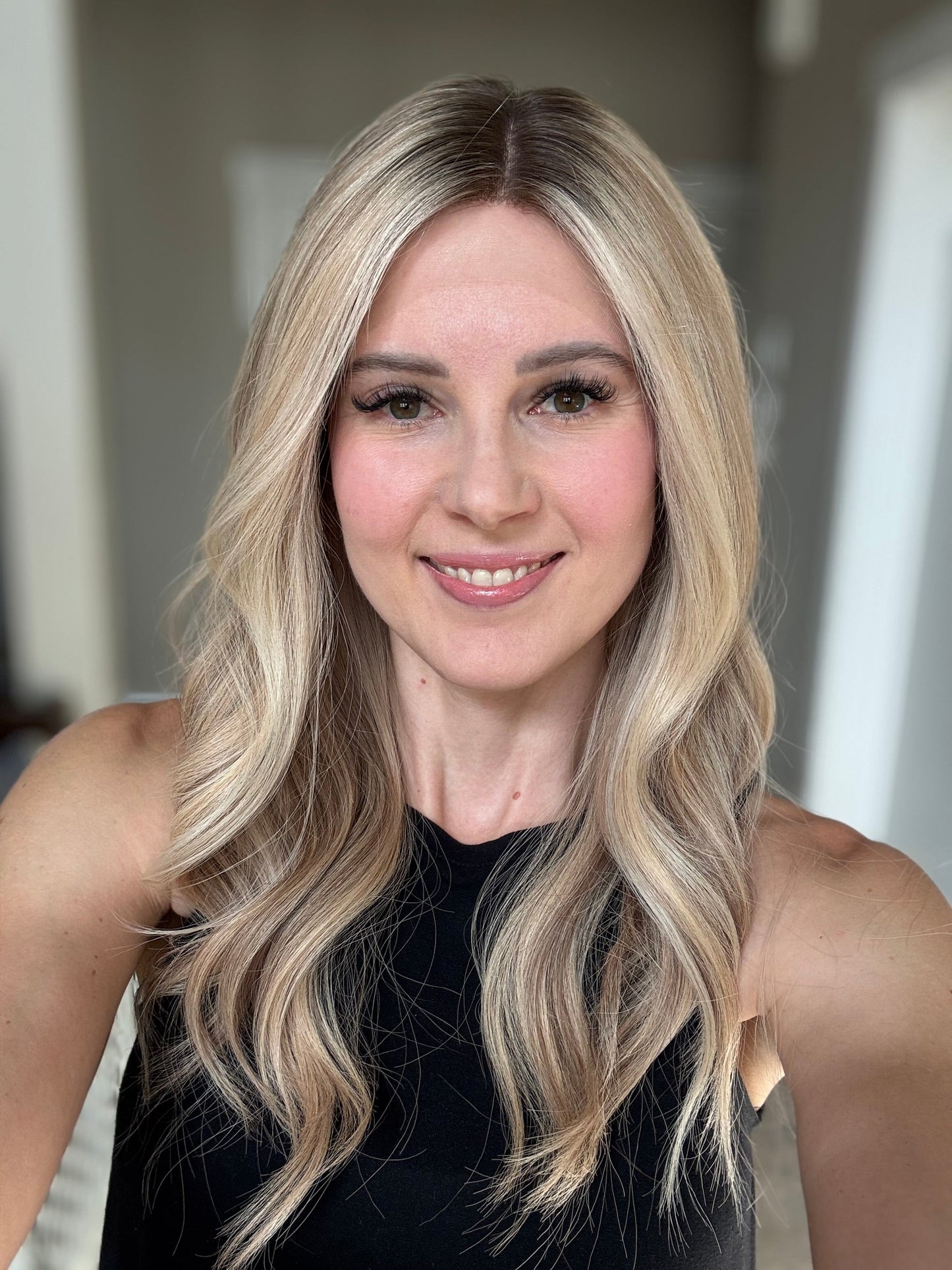 22" Olivia Comfort Cap Lace Top Wig (M)