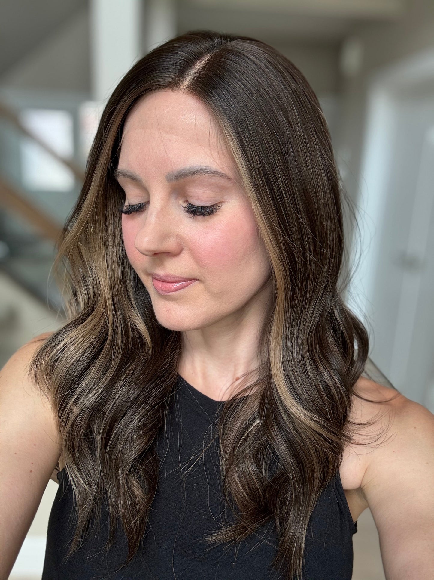 22" Liv Comfort Cap Lace Top Wig (M)