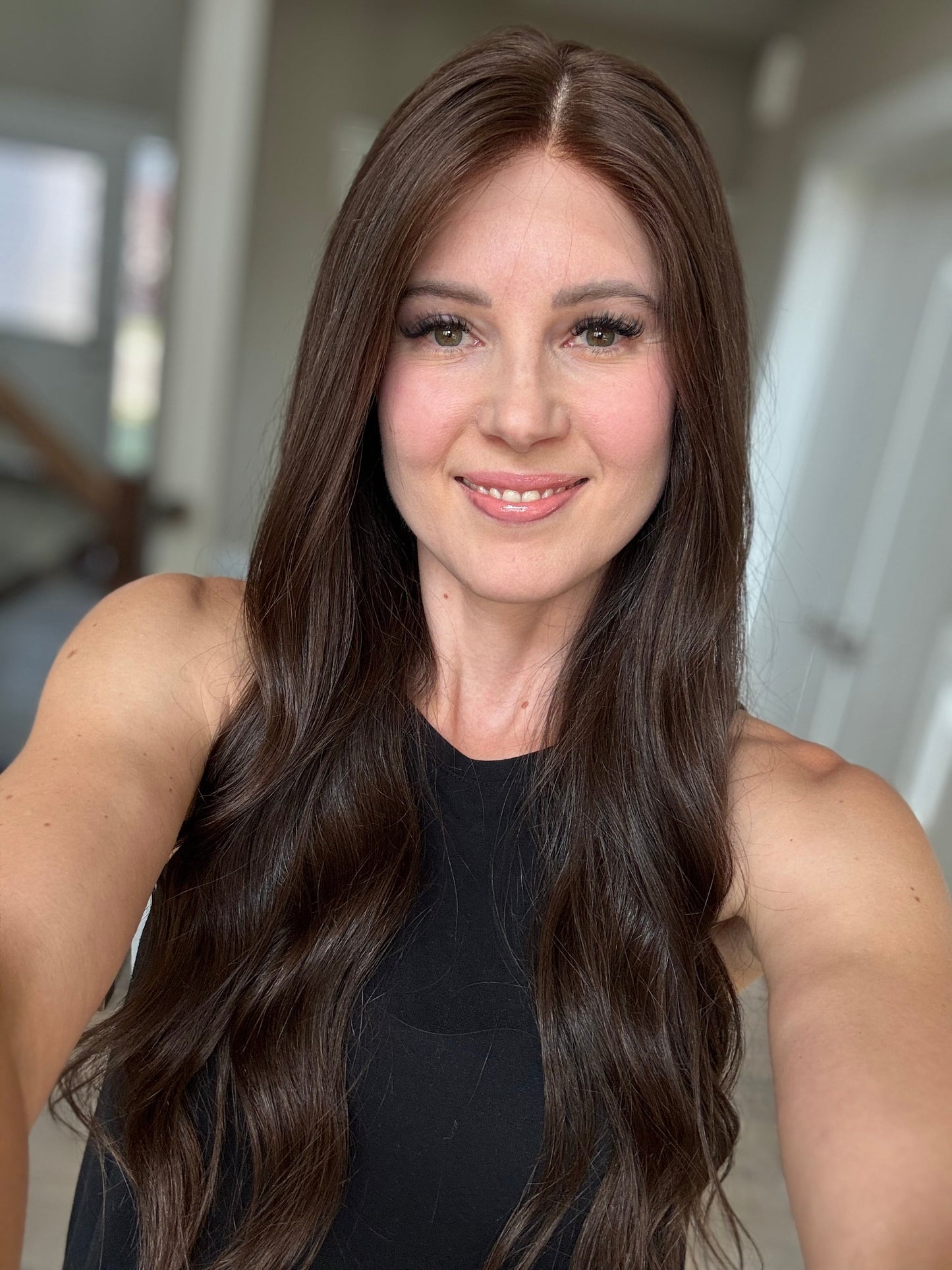 Euro Wig #7: 25" Dark Neutral Brown Comfort Cap (M)