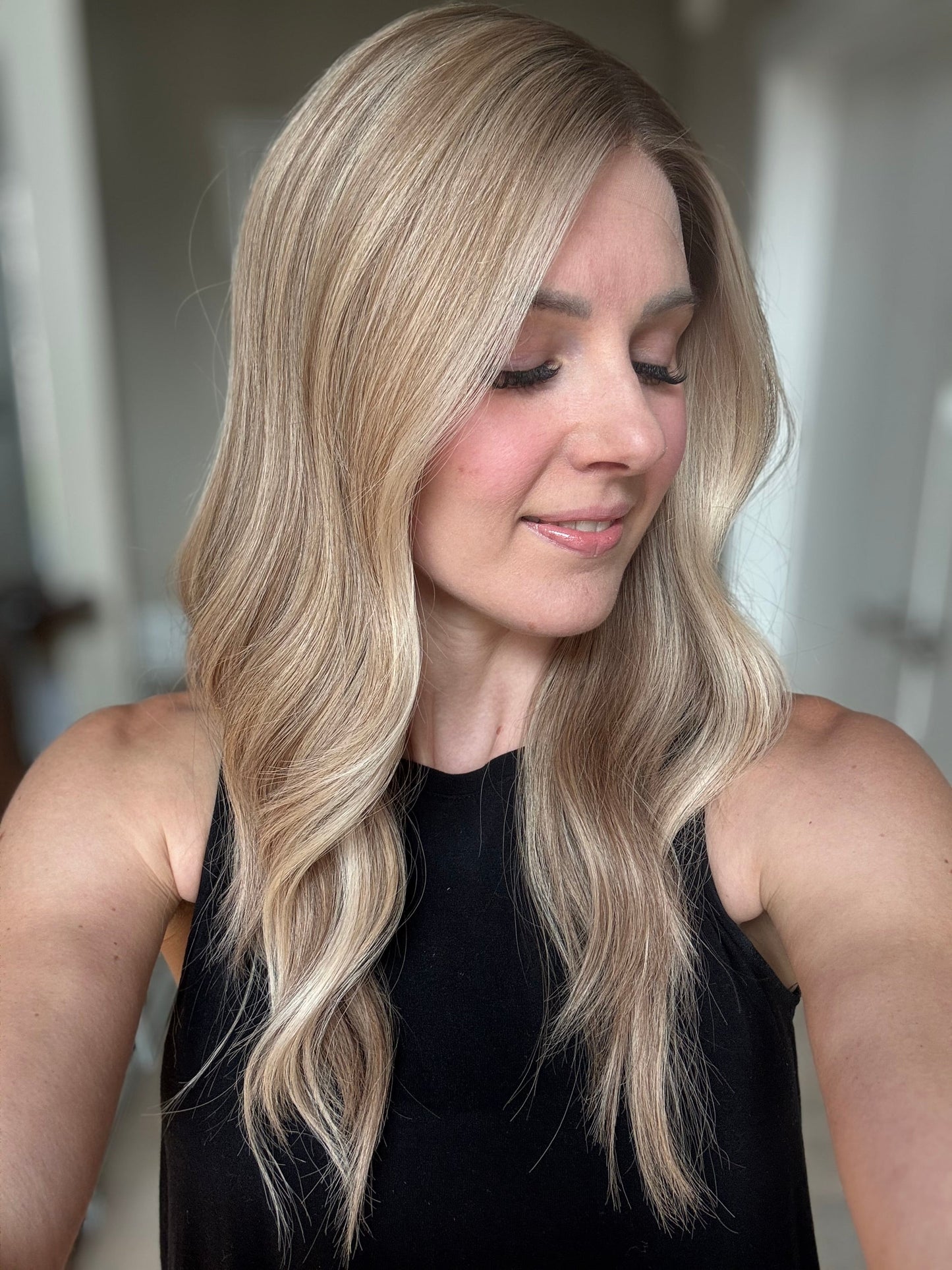 22" Olivia Comfort Cap Lace Top Wig (S) (FINAL SALE)