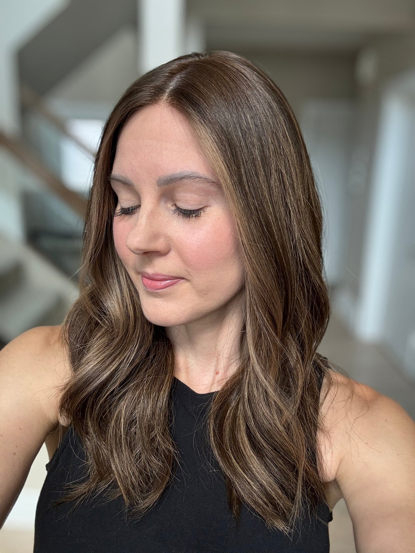 21" Jennifer Comfort Cap Silk Top Wig (M)