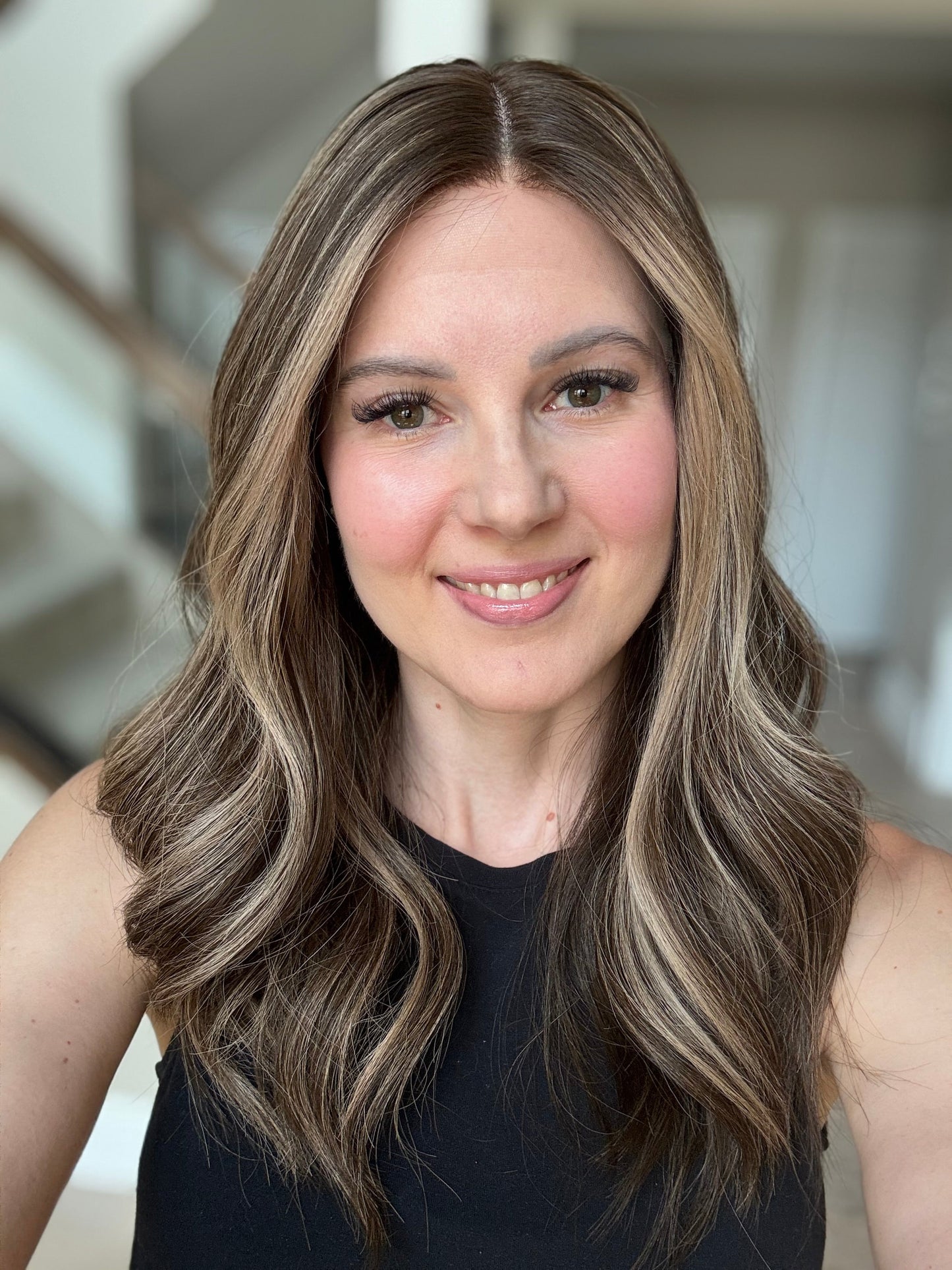 21" Flavia Comfort Cap Silk Top Wig (M)