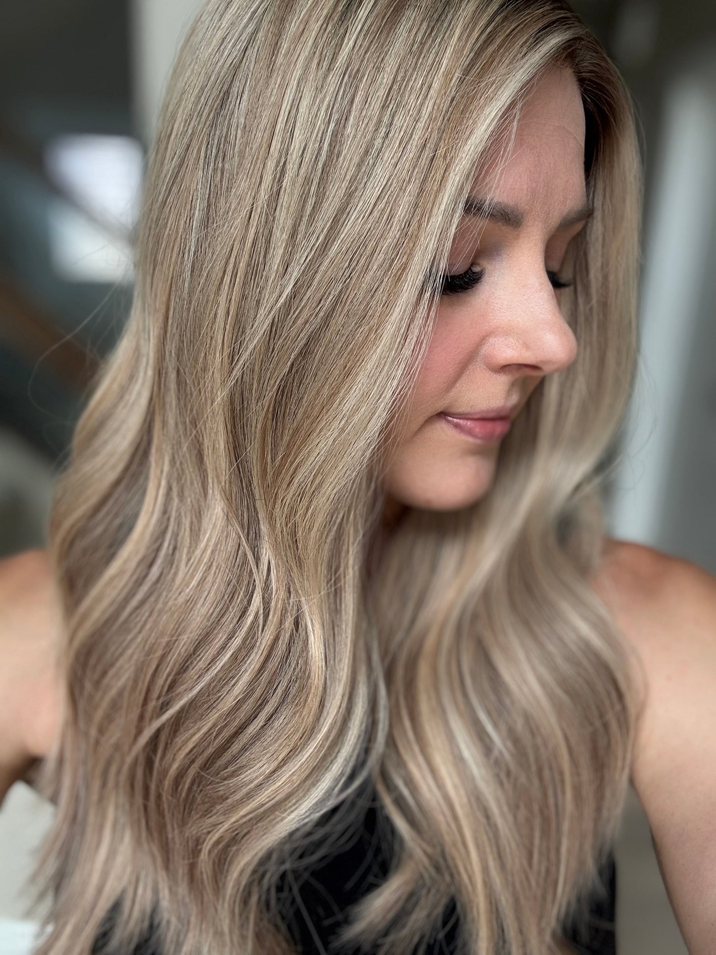 23" Olivia Comfort Cap Silk Top Wig (S)