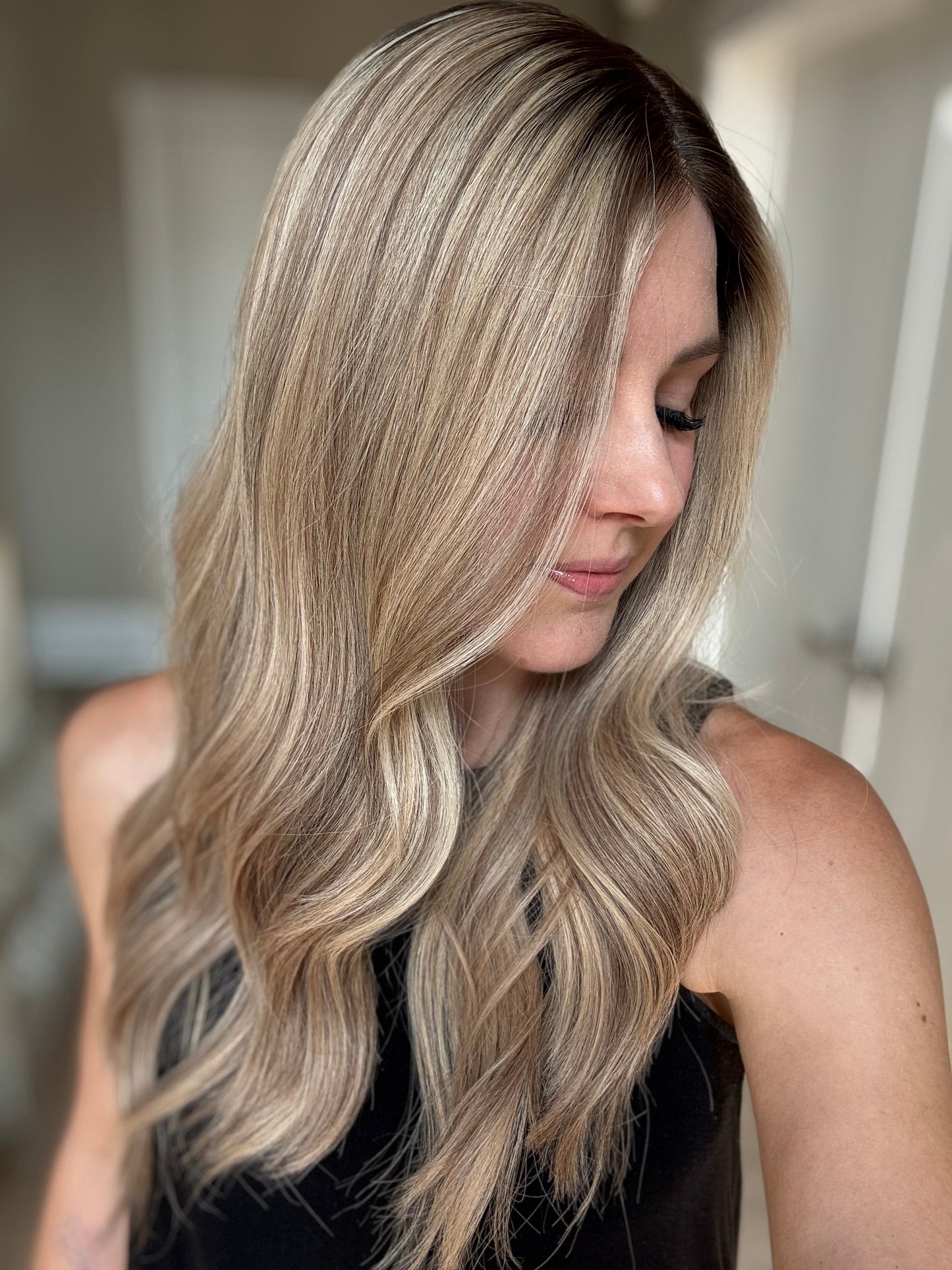 23" Olivia Comfort Cap Silk Top Wig (S)