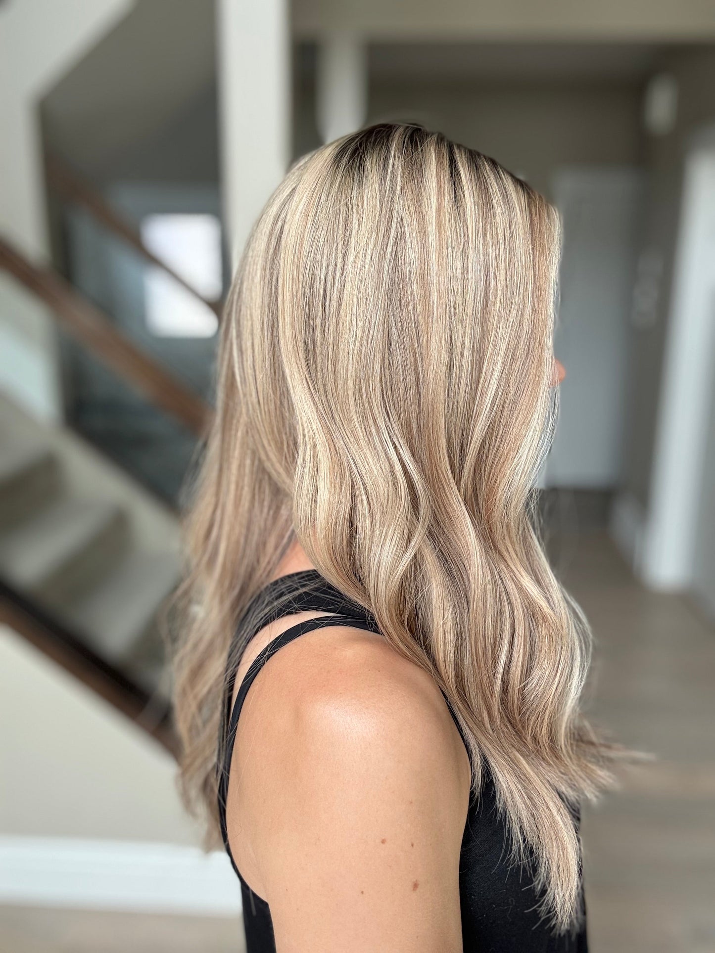 23" Olivia Comfort Cap Silk Top Wig (S)