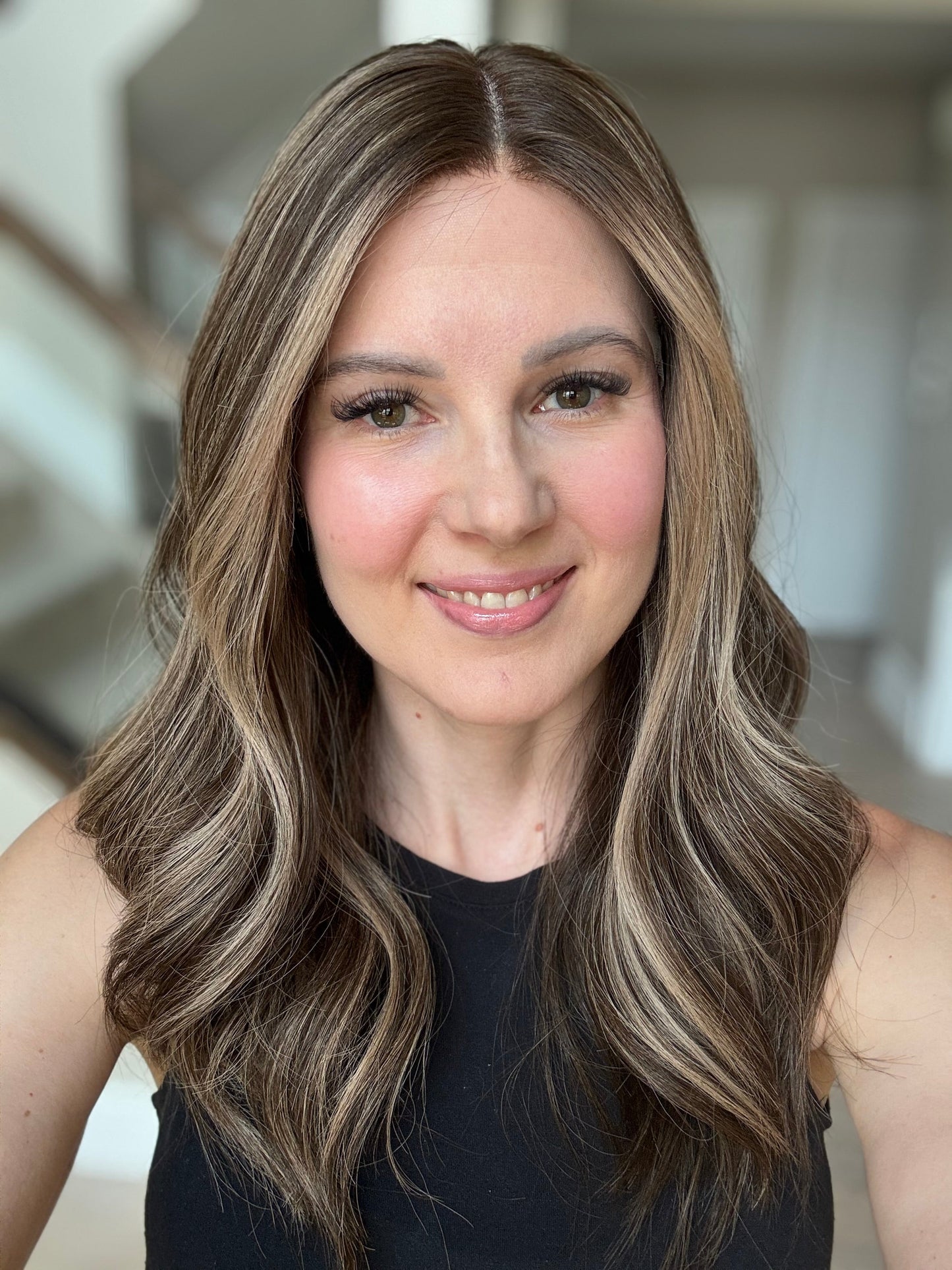 21" Flavia Comfort Cap Silk Top Wig (M)