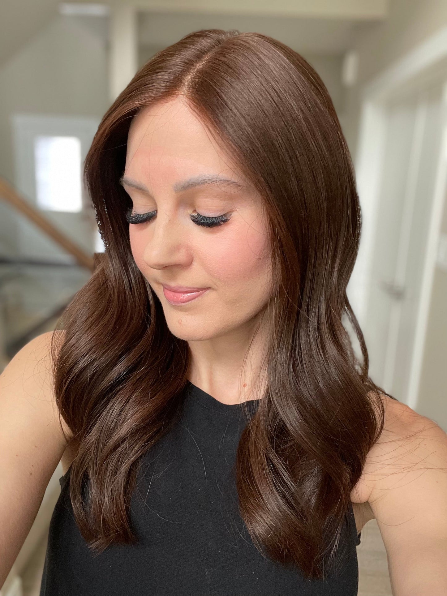 22" Laura Comfort Cap Lace Top Wig (S)