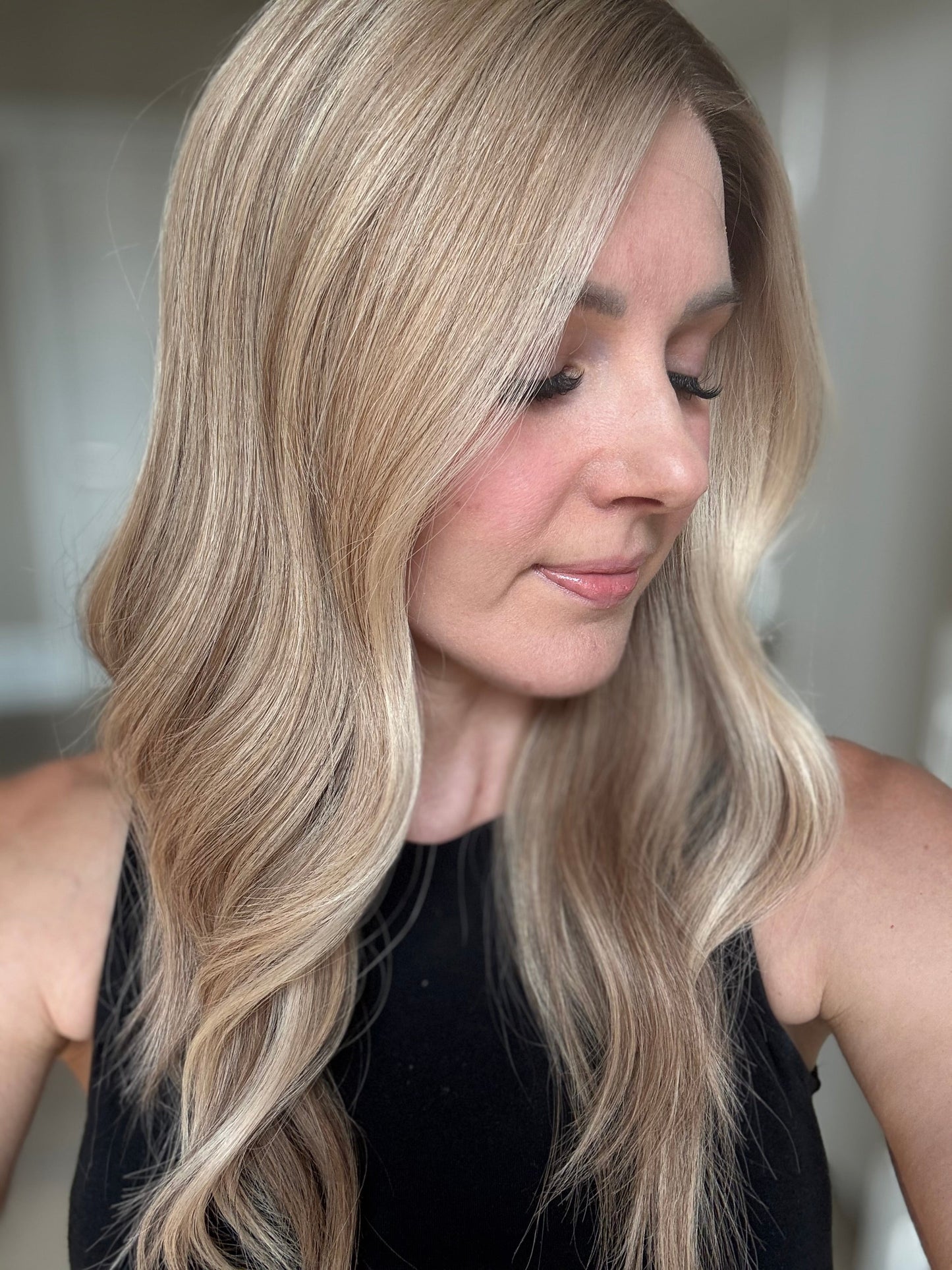 22" Olivia Comfort Cap Lace Top Wig (S) (FINAL SALE)